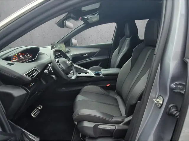 Peugeot 5008 view 9