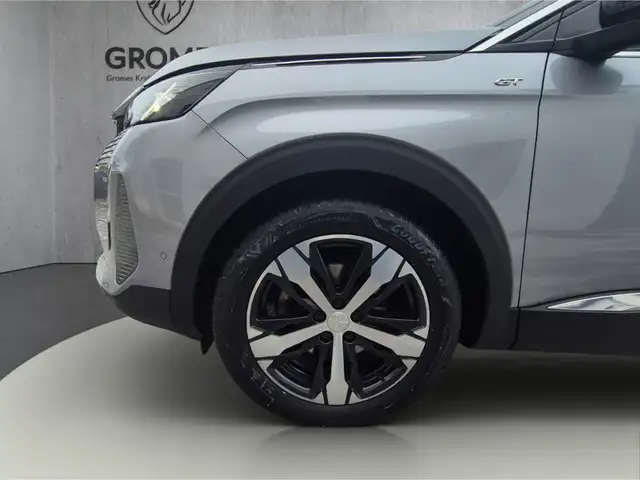 Peugeot 5008 view 11
