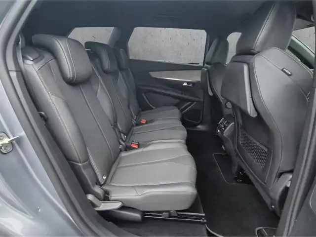 Peugeot 5008 view 14