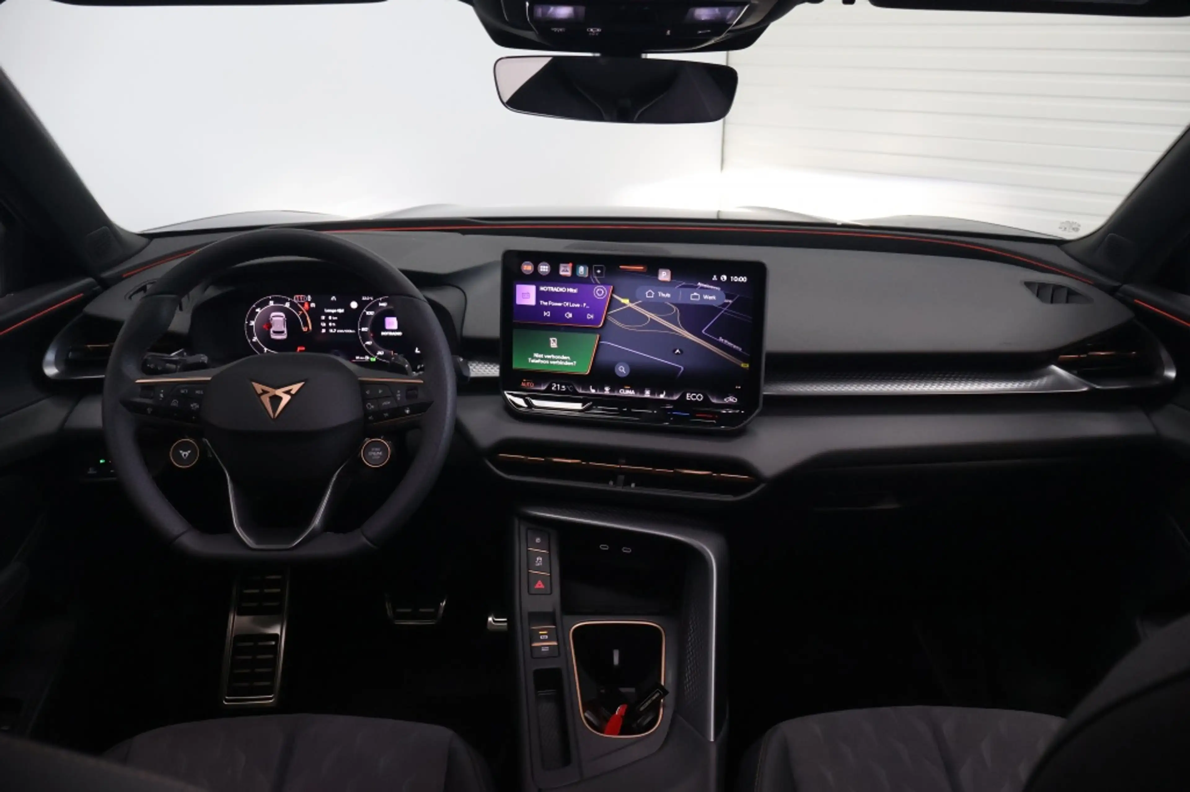 CUPRA Terramar 1.5 TSI e-H VZ Performance 272pk DSG | Panoramadak — photo 2