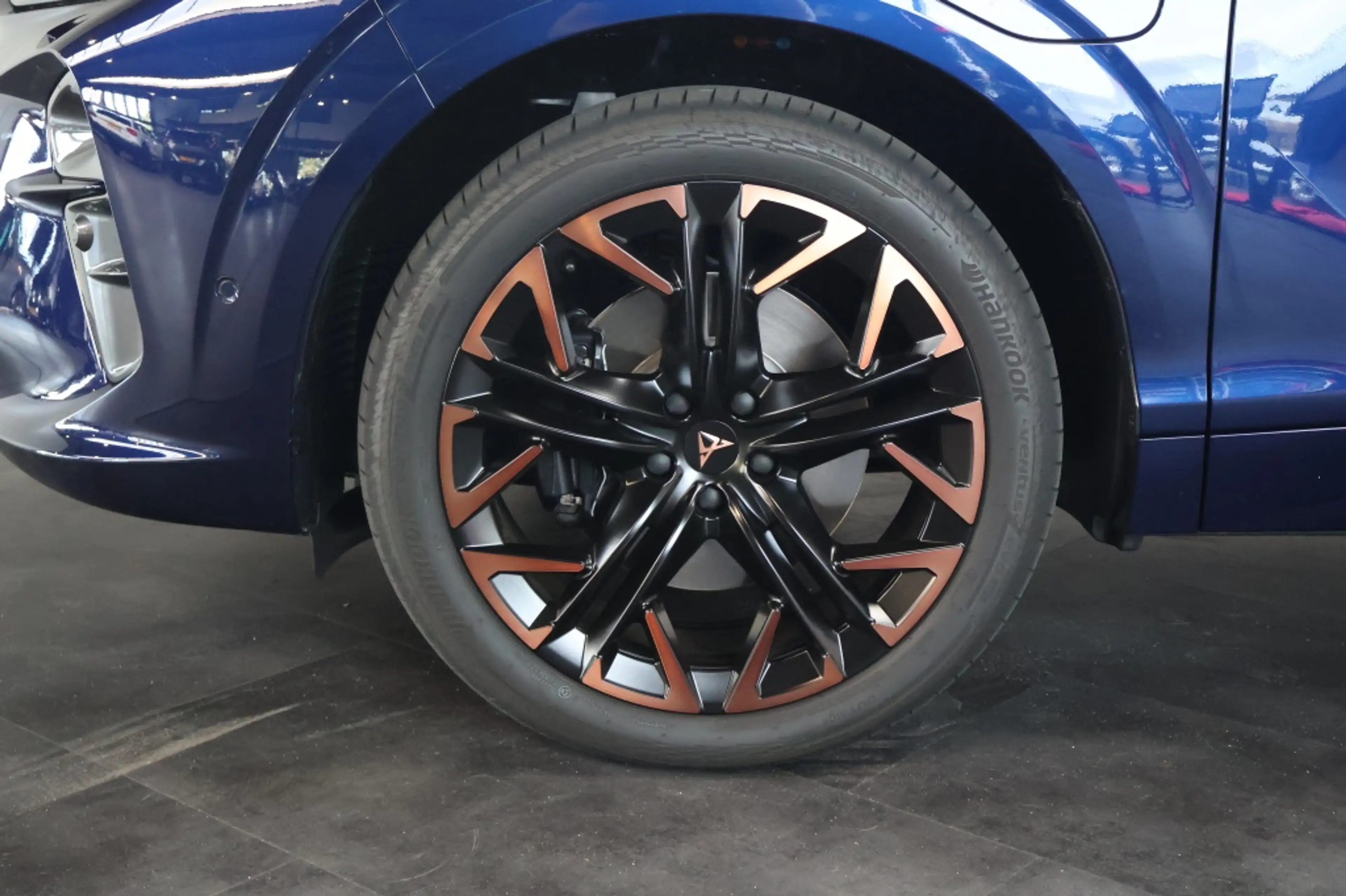 CUPRA Terramar 1.5 TSI e-H VZ Performance 272pk DSG | Panoramadak — photo 7