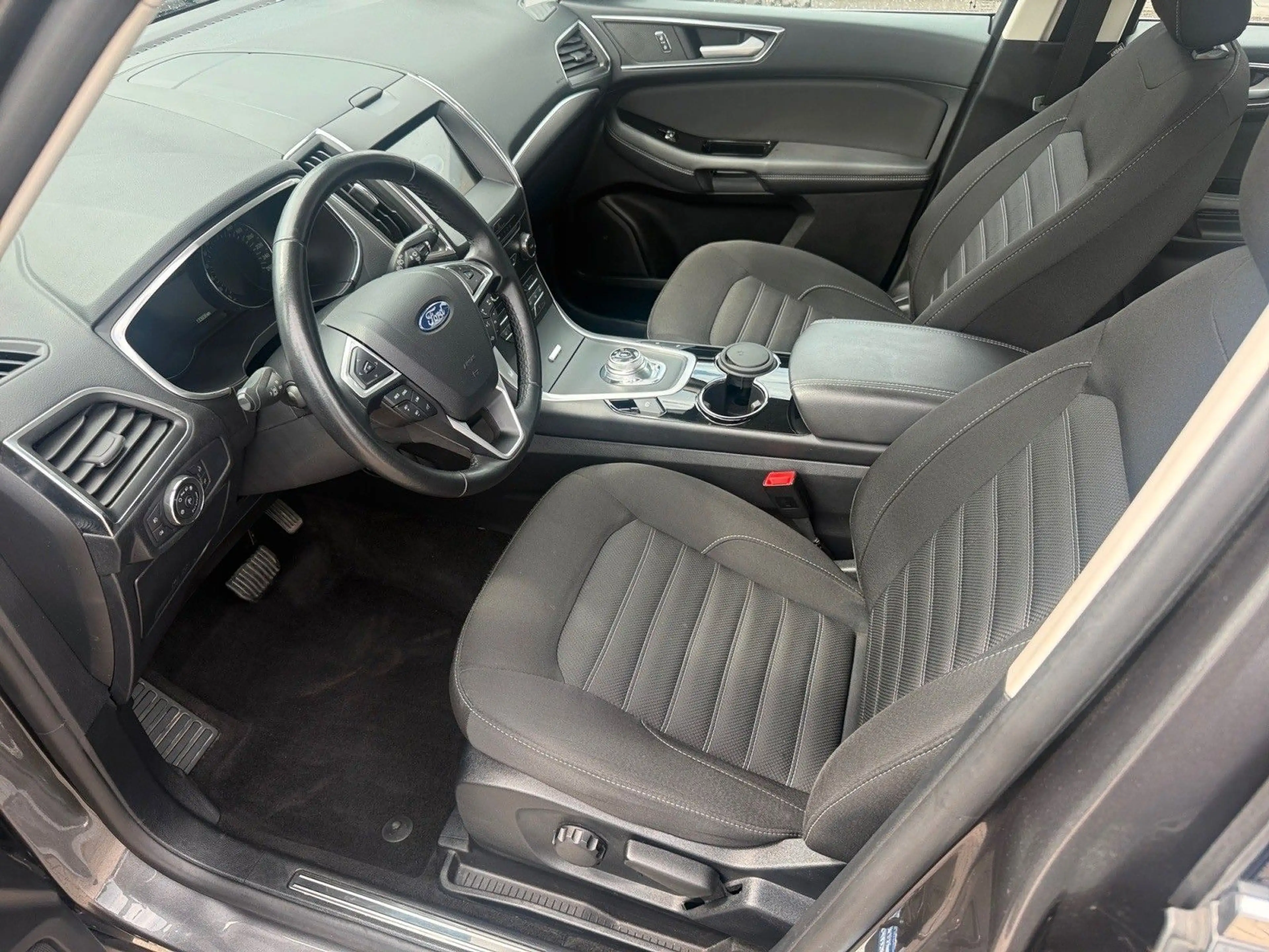Ford Galaxy Titanium 7 x Sitzer — photo 9