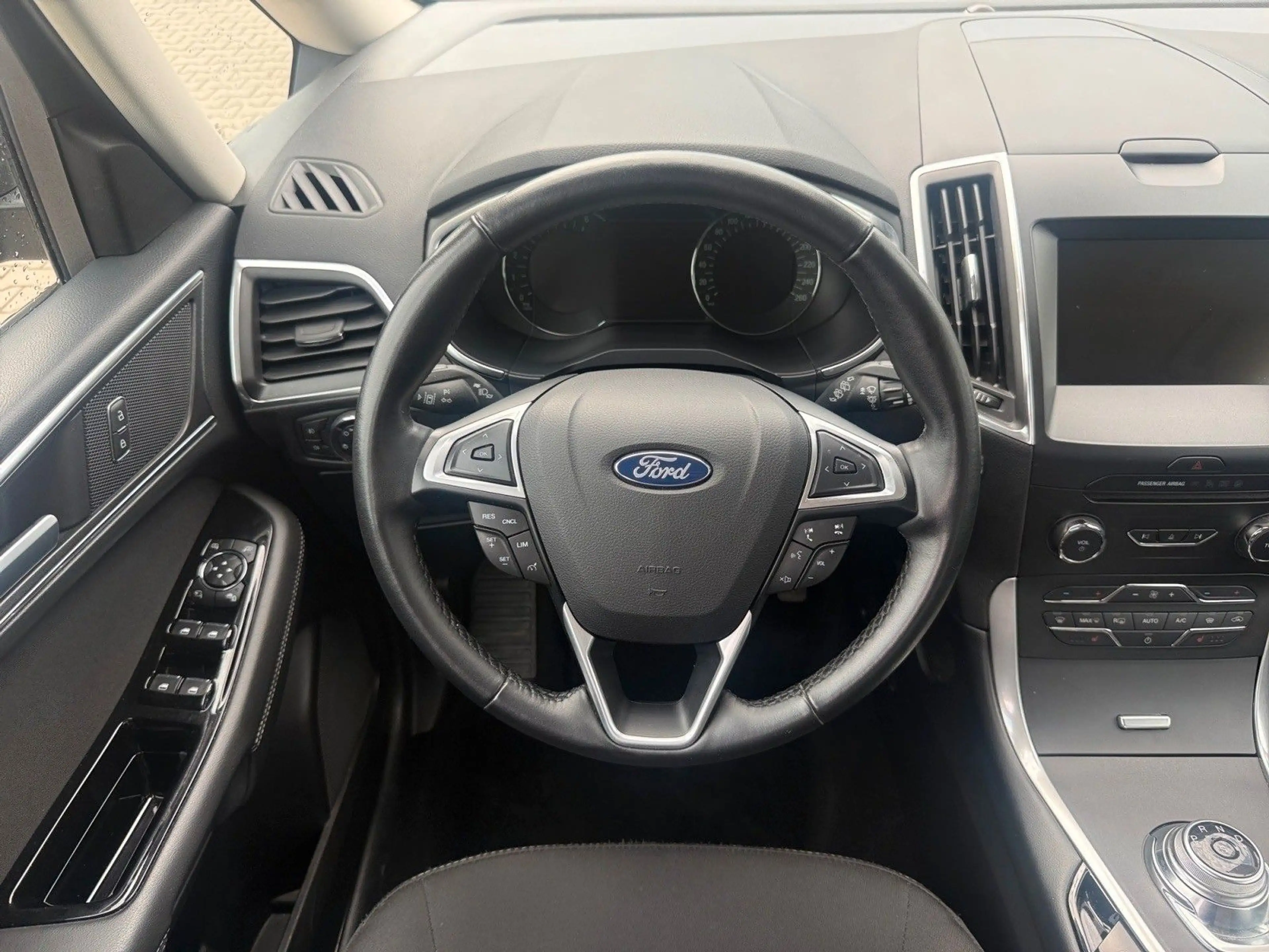 Ford Galaxy Titanium 7 x Sitzer — photo 12