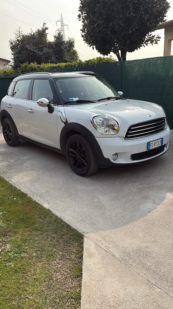 MINI Countryman D - 1
