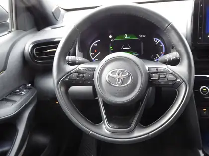 Annonce voiture d'occasion Toyota Yaris Cross - CARADIZE