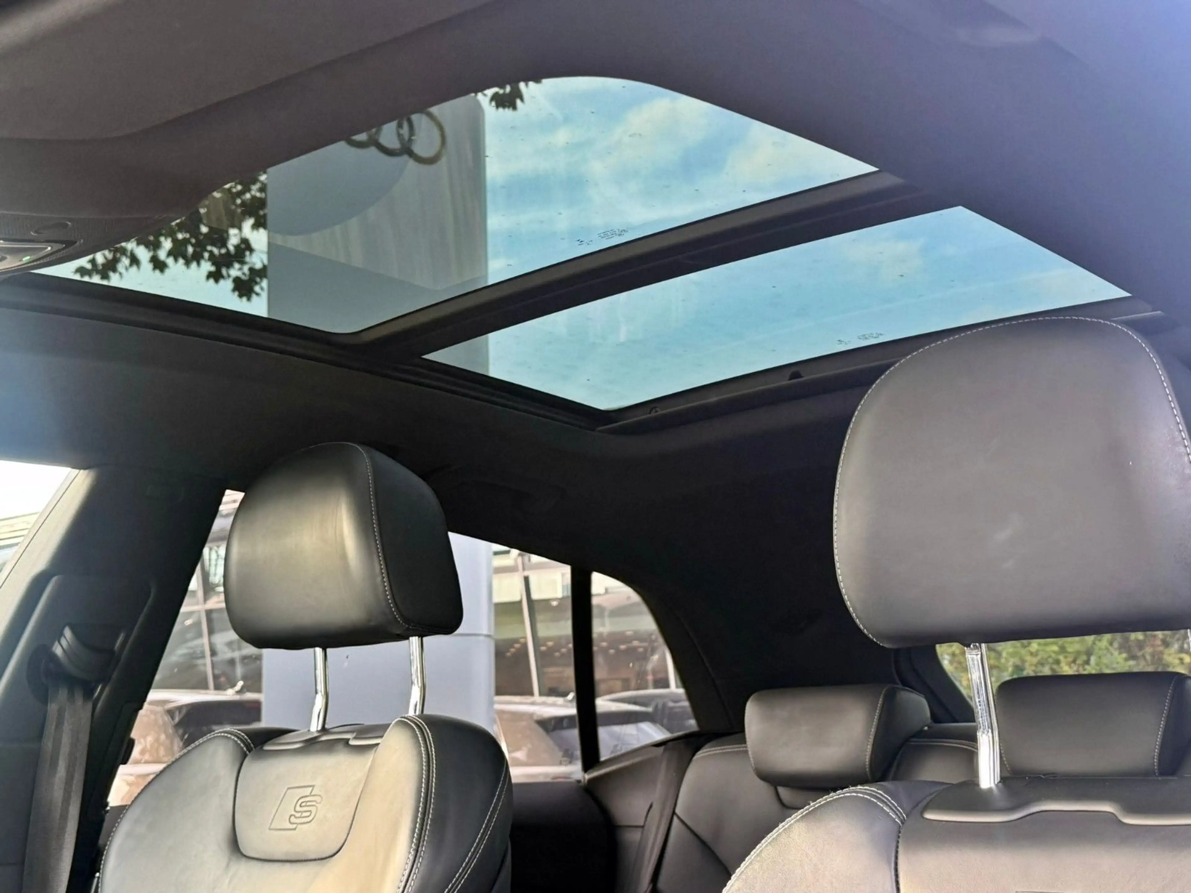 Audi Q8 50TDI qu S LINE BLACK PANO AHK *EXPORT* — photo 12