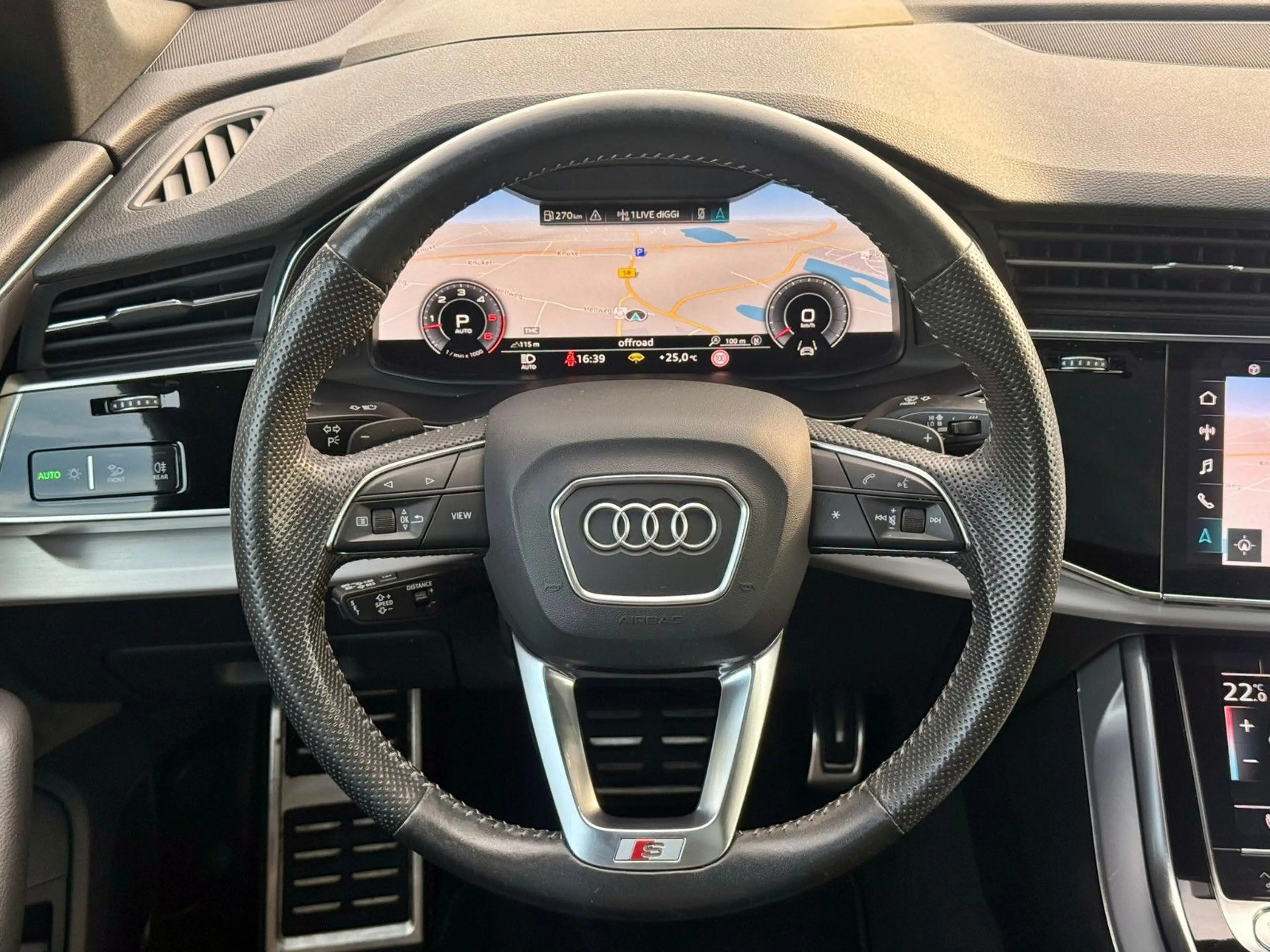 Audi Q8 50TDI qu S LINE BLACK PANO AHK *EXPORT* — photo 15
