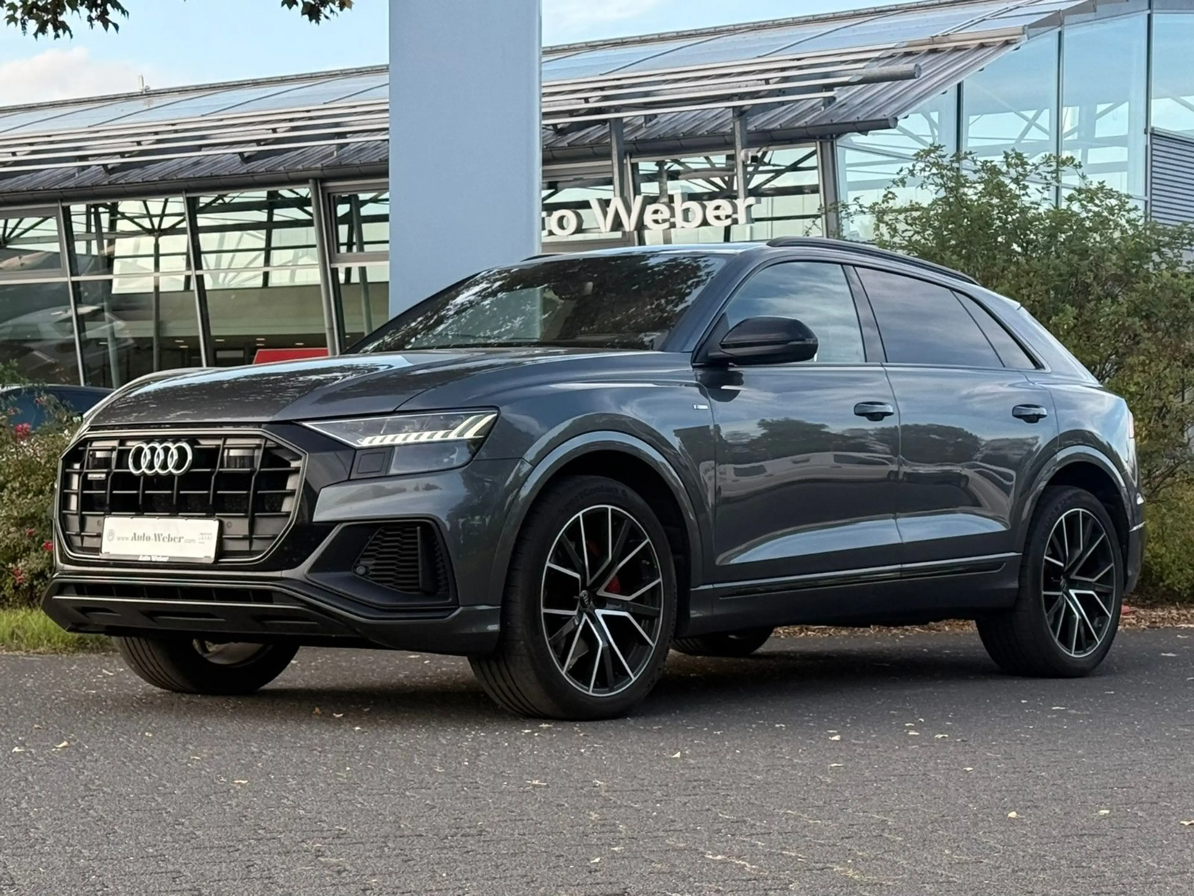 Audi Q8 50TDI qu S LINE BLACK PANO AHK *EXPORT*