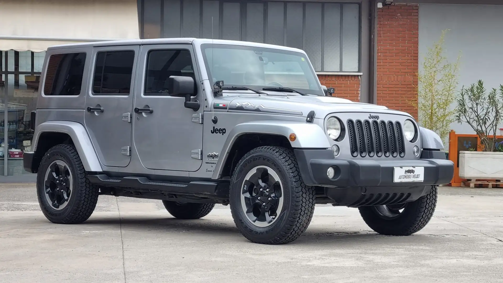 Jeep Wrangler 2.8 CRD Polar Grijs - 2