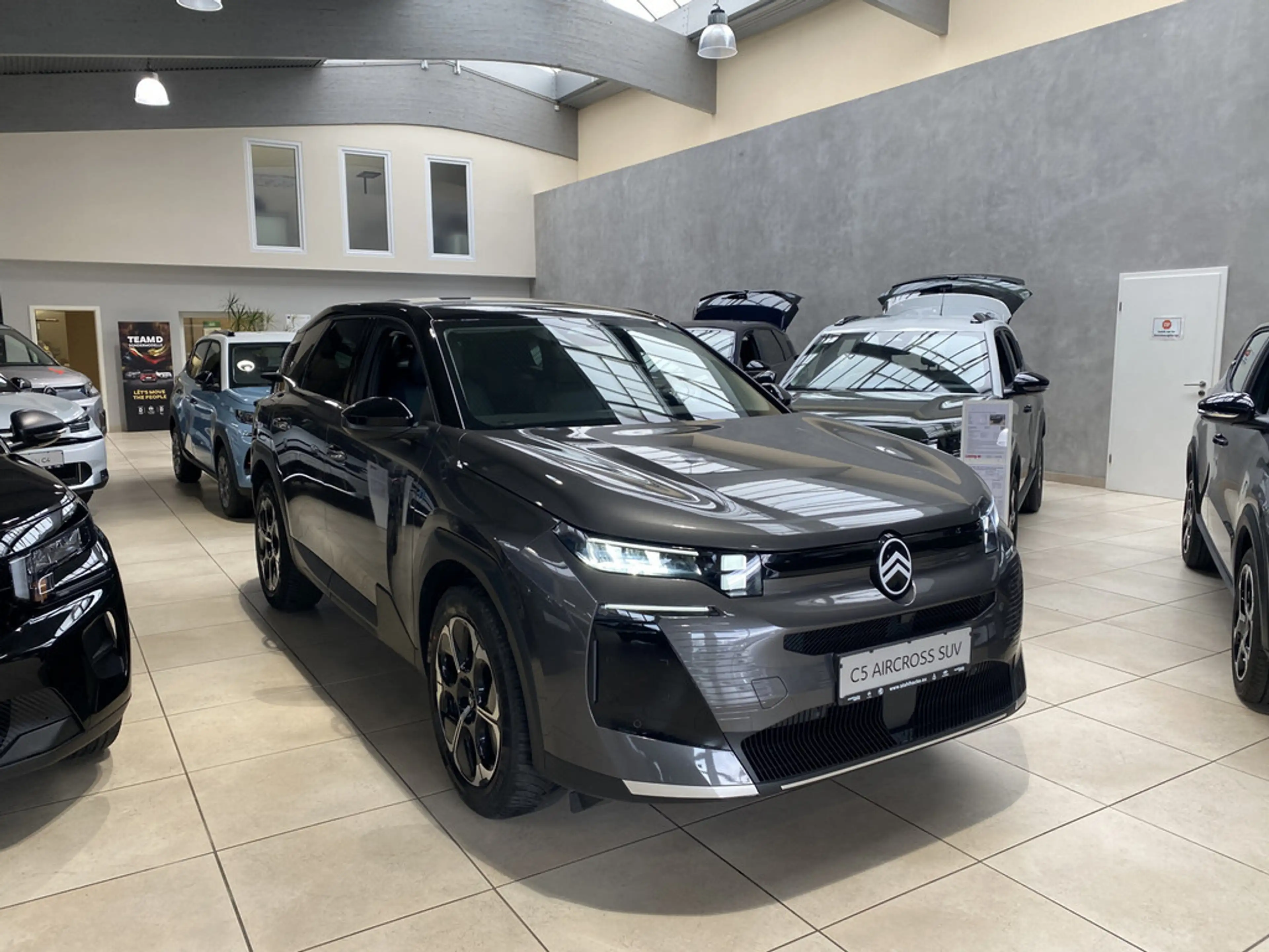 Citroen C5 Aircross Plug-In-Hybrid 195 PLUS ACC LED — photo 5
