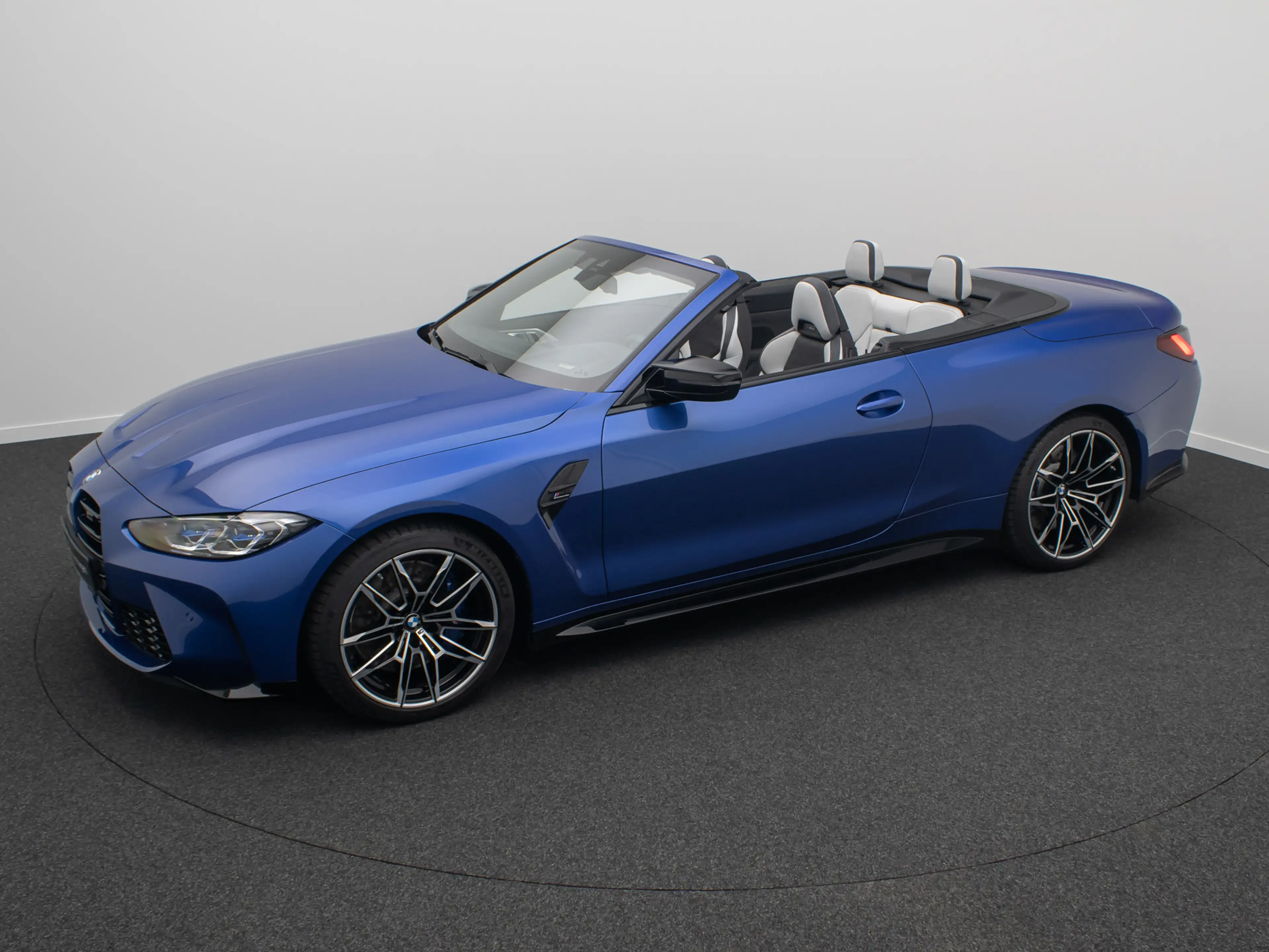 BMW M4 Competition xDrive DAB Laser HUD Alarm 19Zoll — photo 12