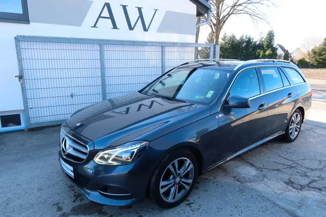 Mercedes-Benz E 250 T-Modell CDI|Schalter|Leder|LED|NAV|