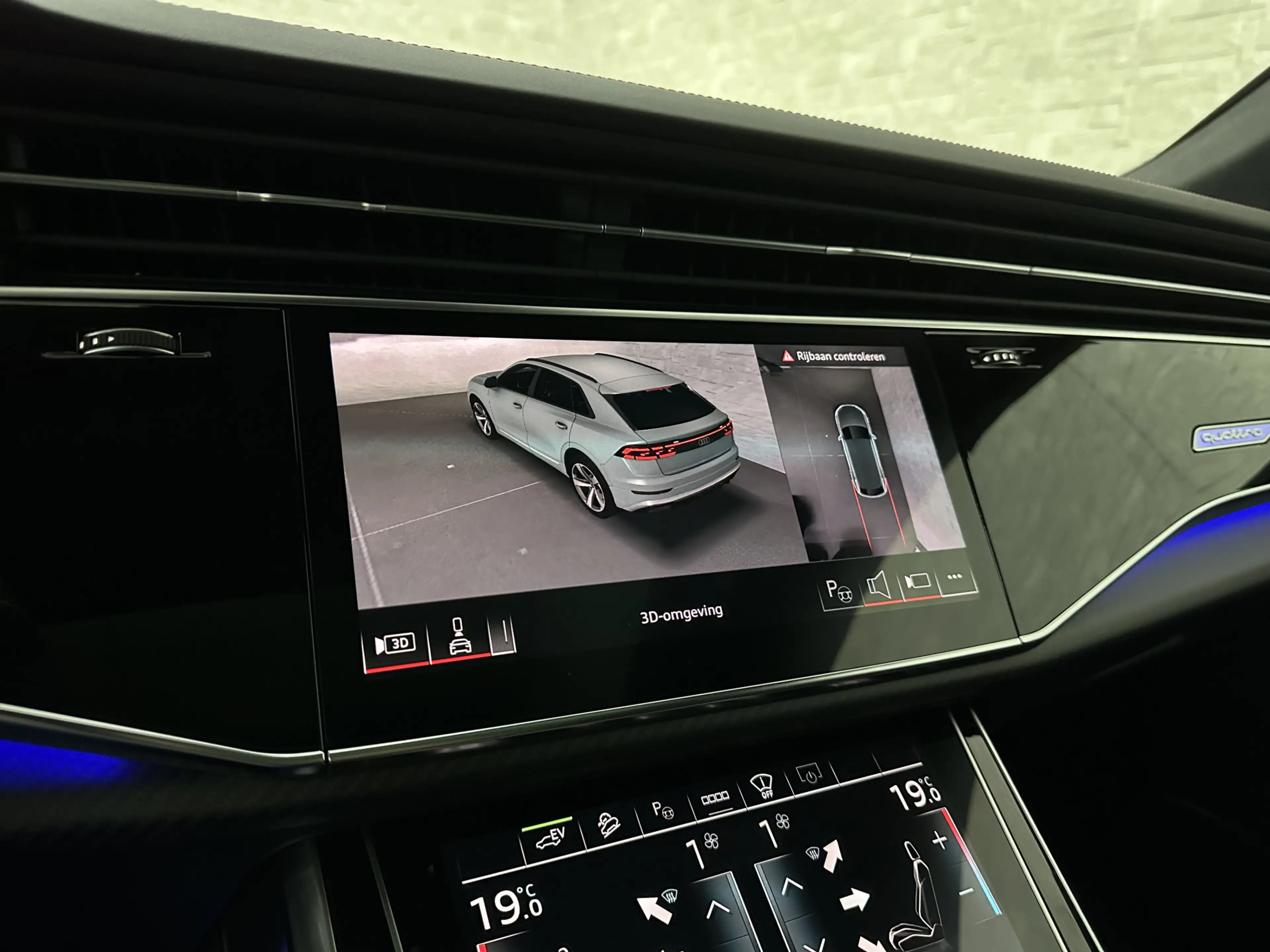 Audi Q8 60e Competition 490pk | 4WS | Massage | Carbon | V — photo 15