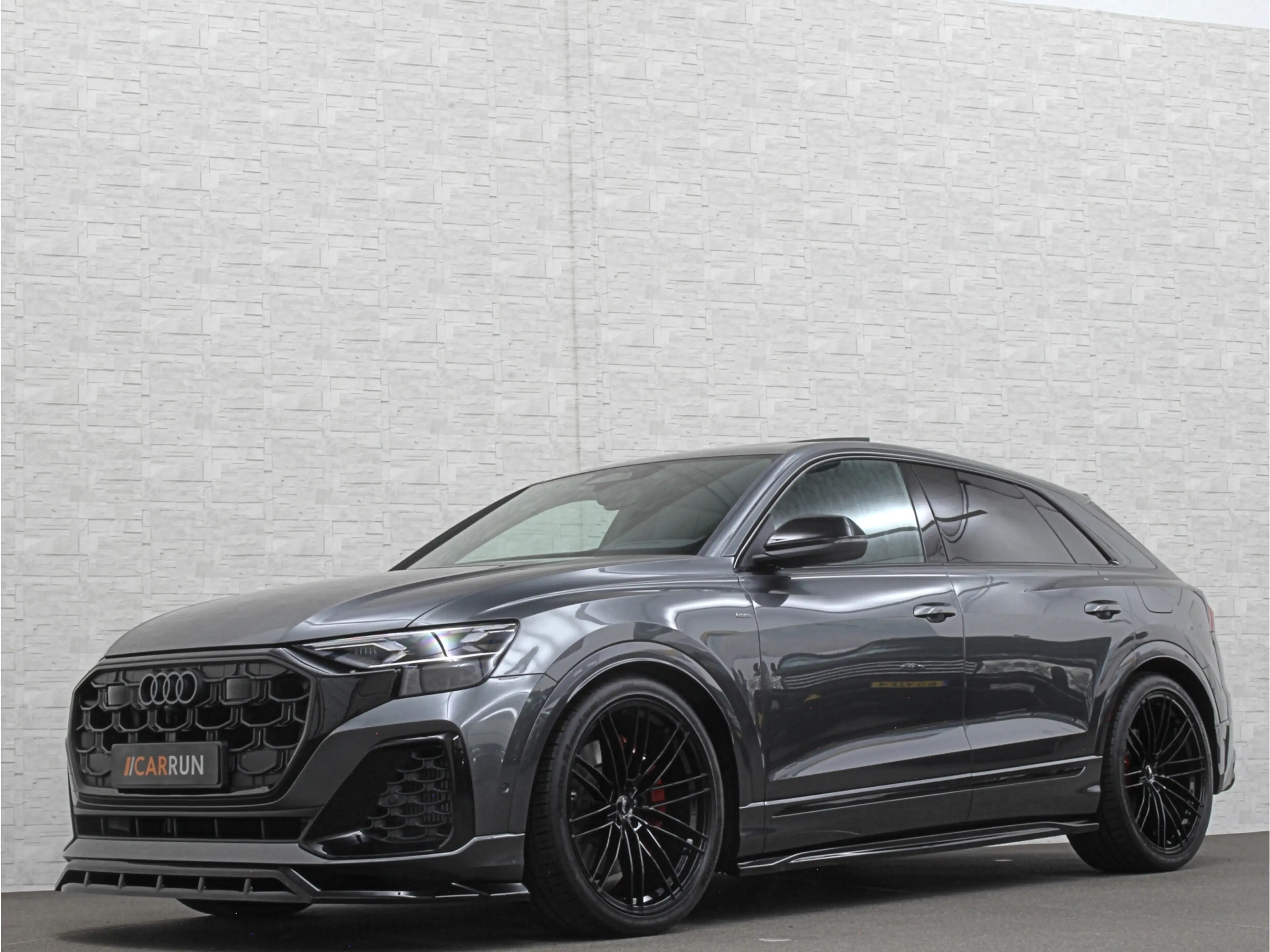Audi Q8 60e Competition 490pk | 4WS | Massage | Carbon | V — photo 12