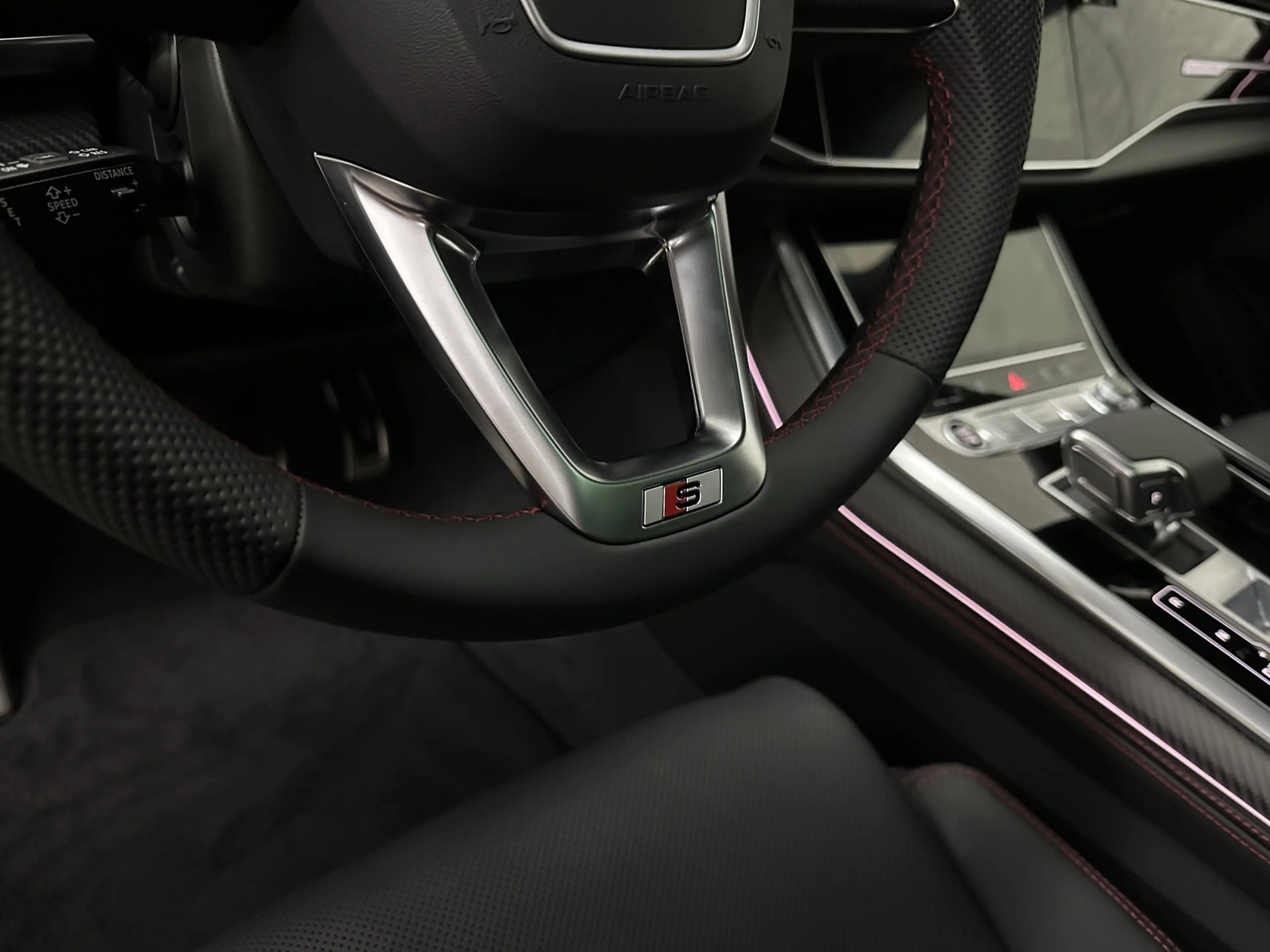 Audi Q8 60e Competition 490pk | 4WS | Massage | Carbon | V — photo 38