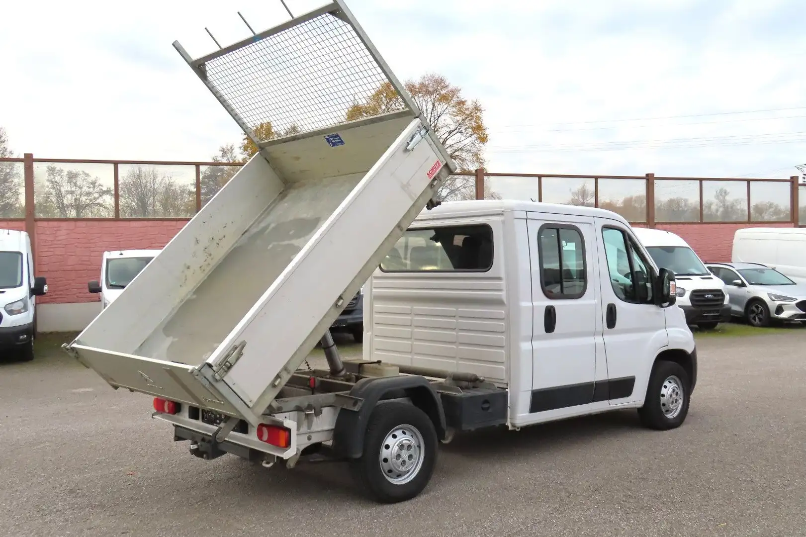 Citroen Jumper 35 L2 DoKa/7-Sitzer 3-Seiten Kipper AHK Weiß - 2