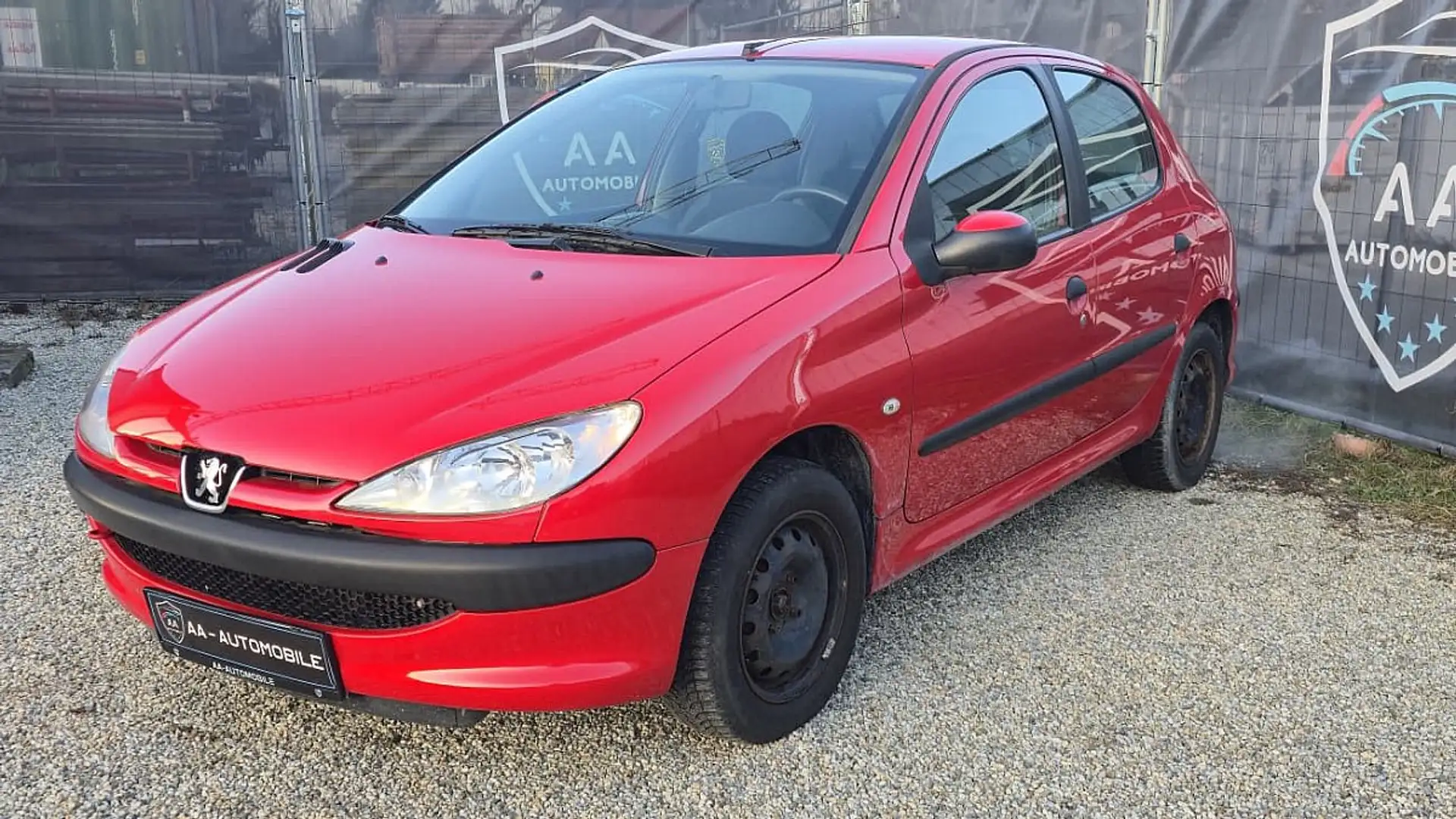 Peugeot 206 Junior 1,4 Rot - 1