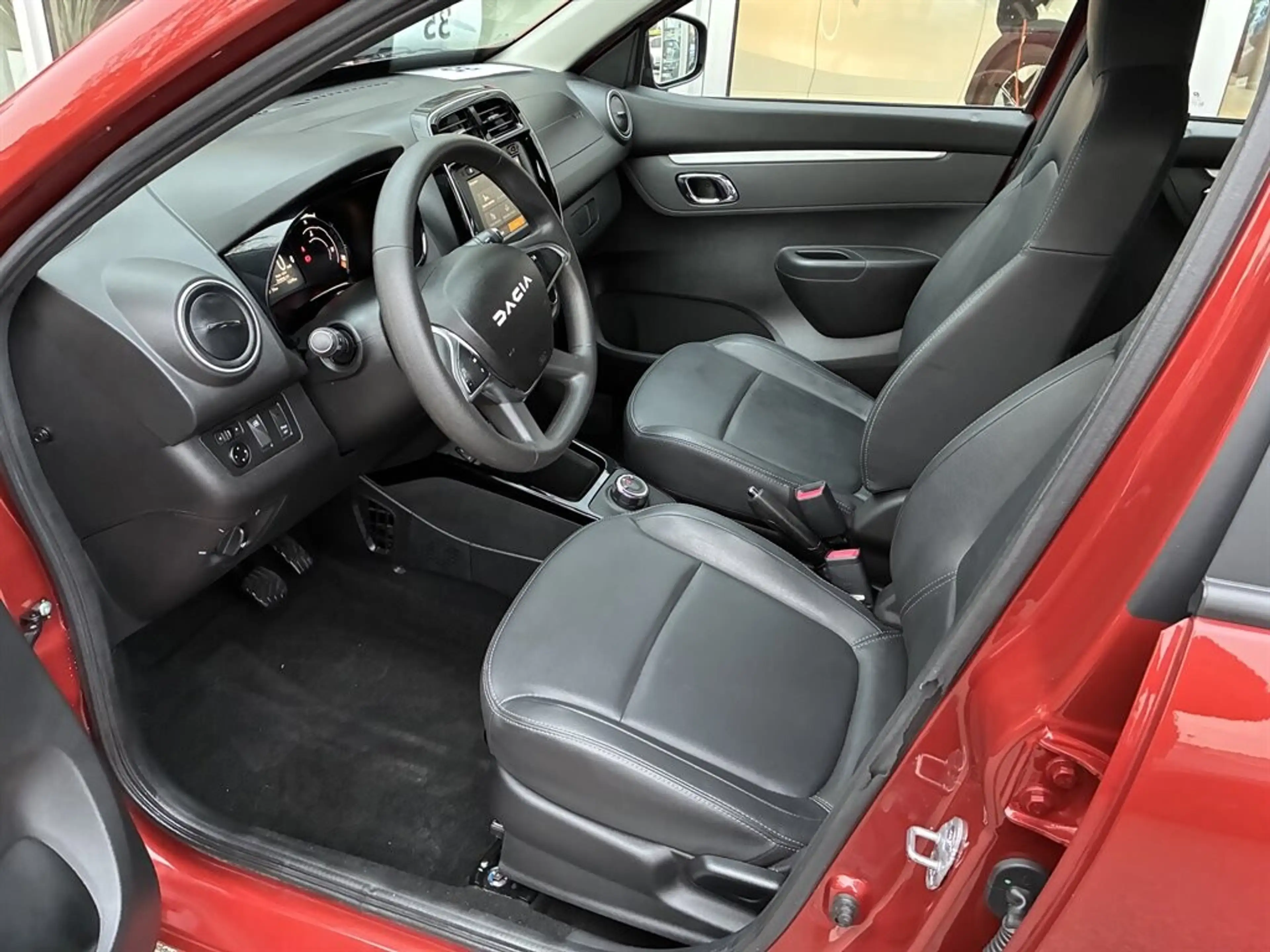 Dacia Spring 26,8kWh Expression — photo 4