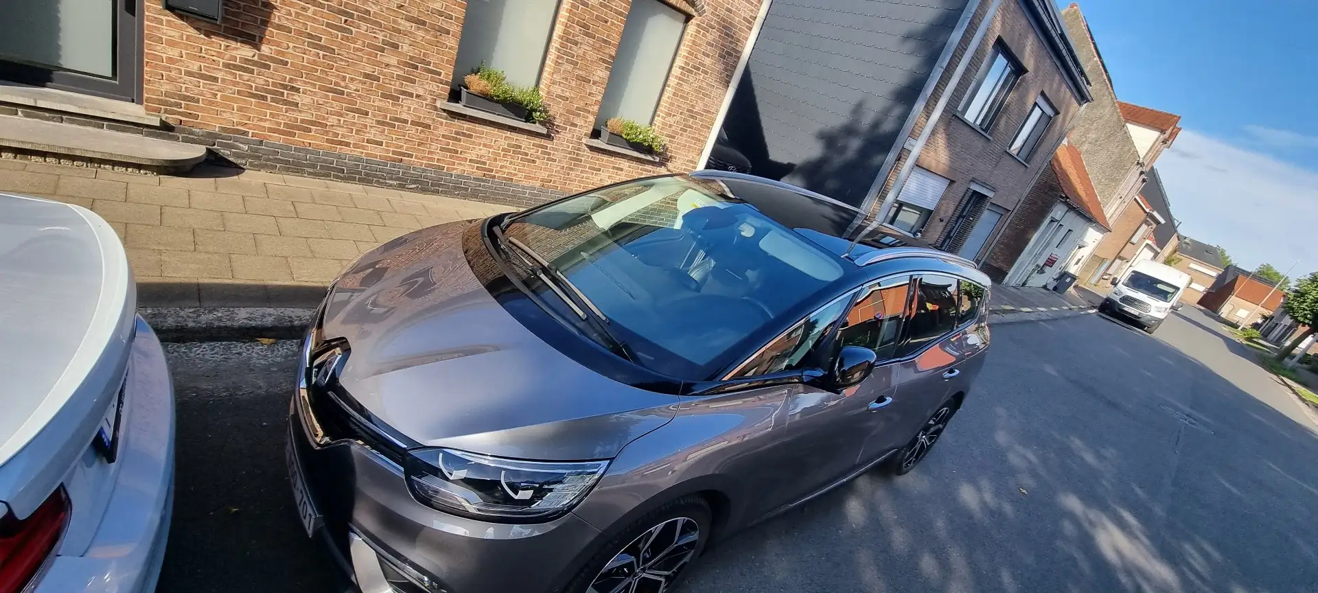 Renault Grand Scenic TCe 140 GPF INTENS Gris - 1