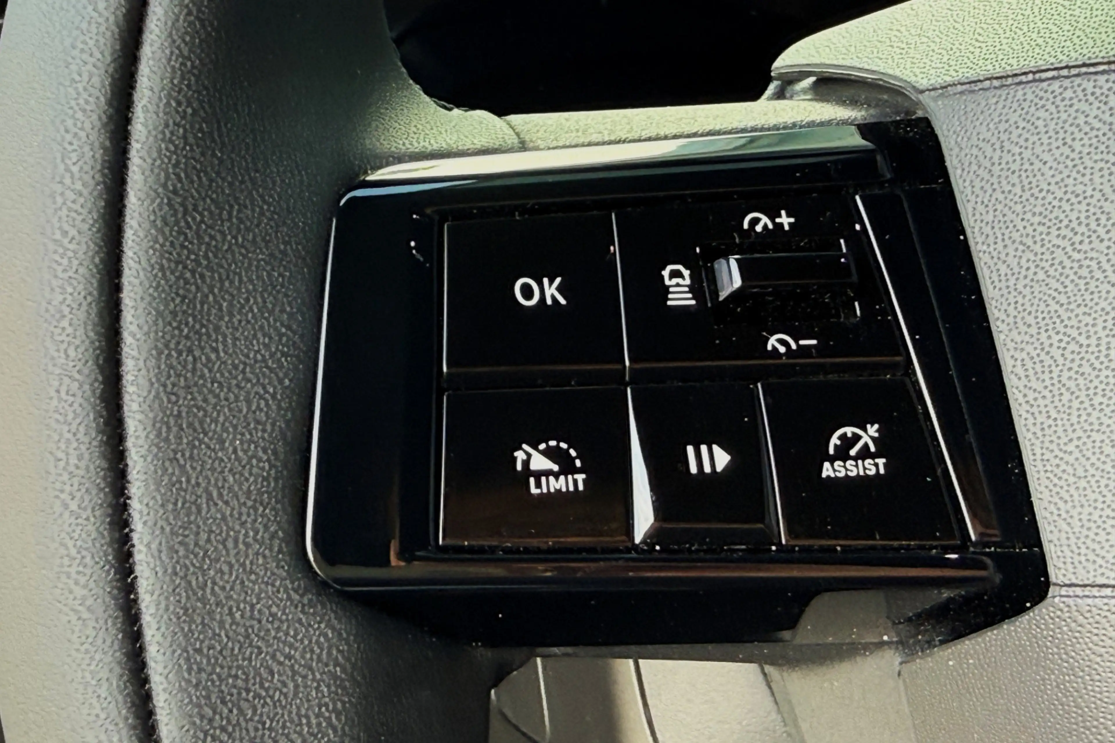 Lancia Ypsilon LX 51 kWh ZEER COMPLEET! NIEUWE AUTO! 10X OP VOORR — photo 8