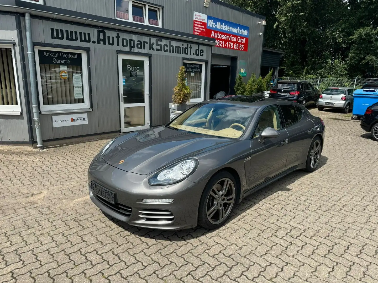 Porsche Panamera 4 Bi-XENON°SCHIEBEDACH°MEMORY°BOSE°NAVI Grau - 1