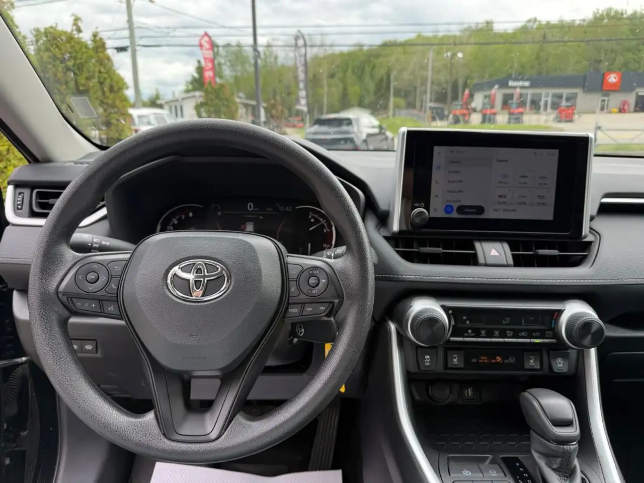 Toyota RAV 4 снимка Toyota RAV 4