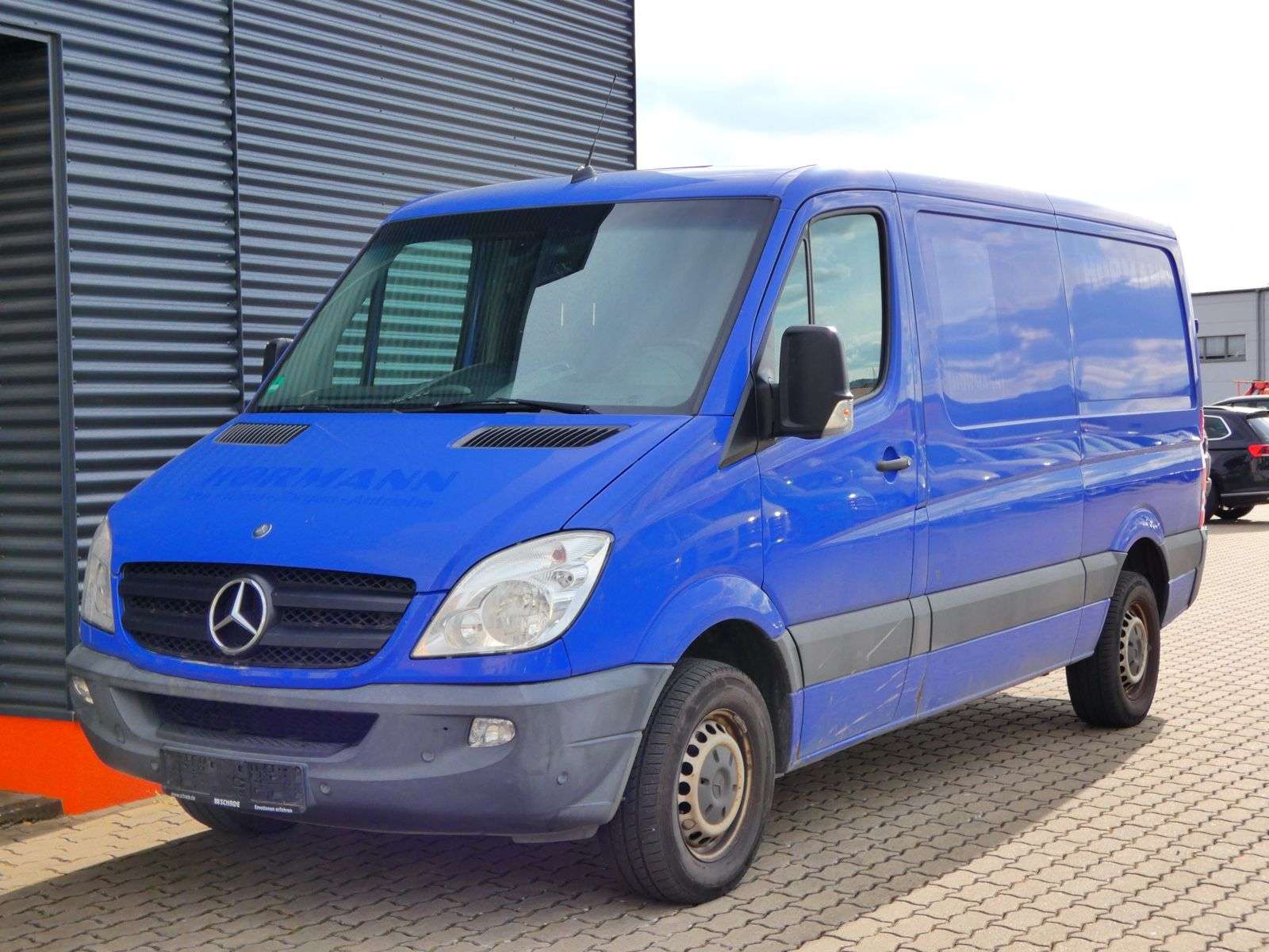 Second hand Mercedes Benz Sprinter 