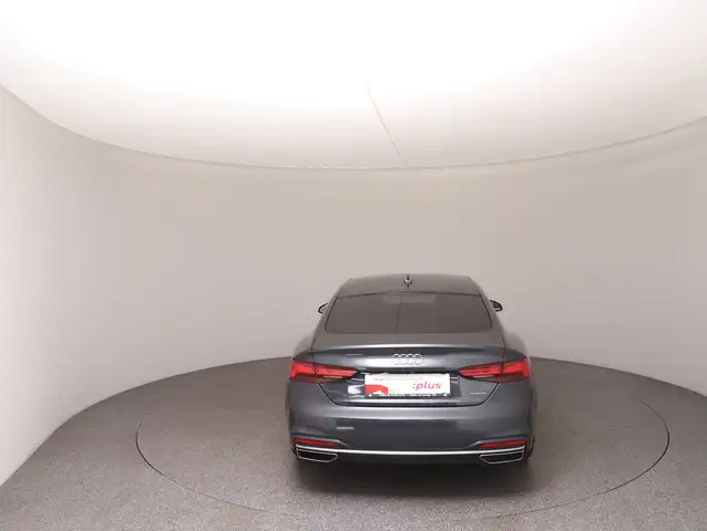 Audi A5 view 6
