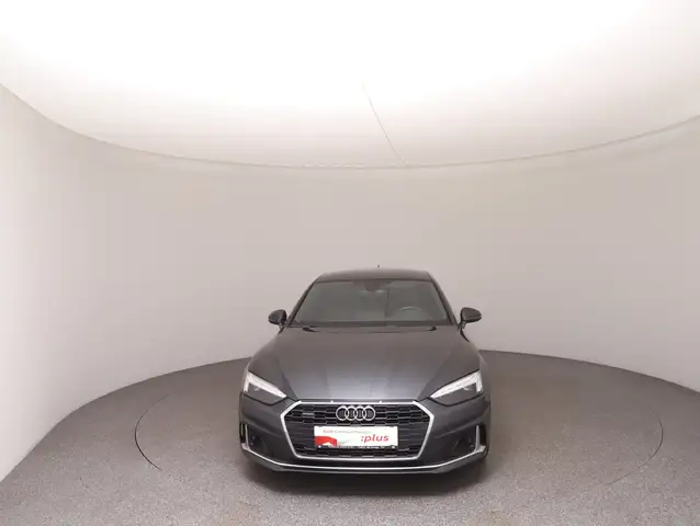 Audi A5 view 3