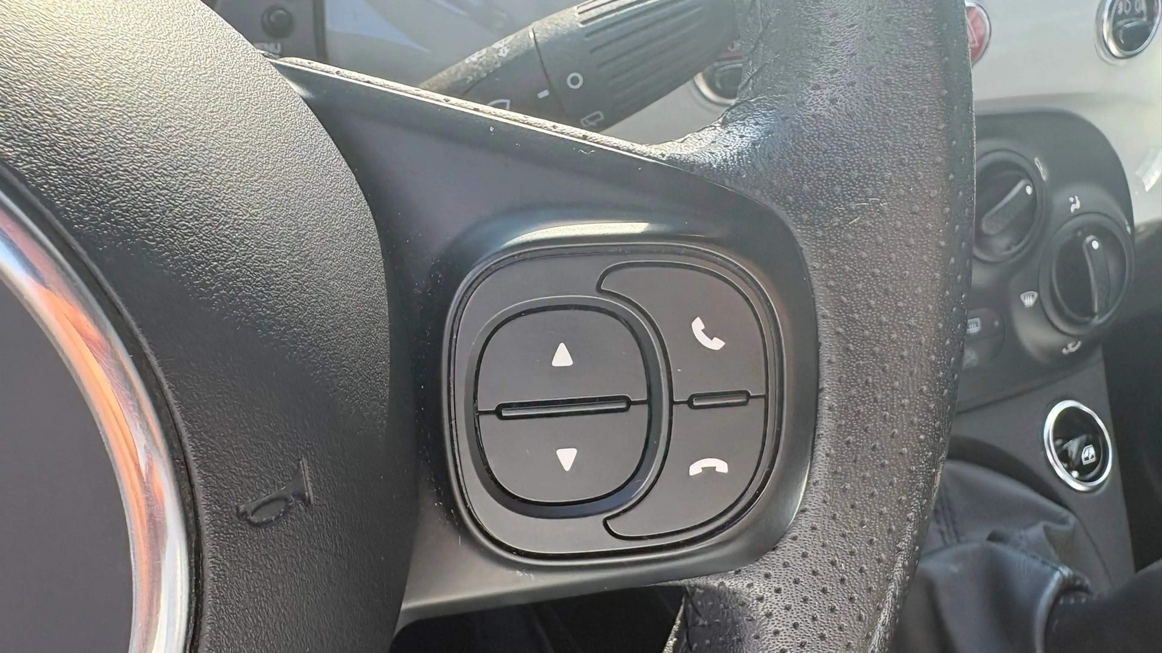 Abarth 595 Klima Xenon Navi DAB — photo 11