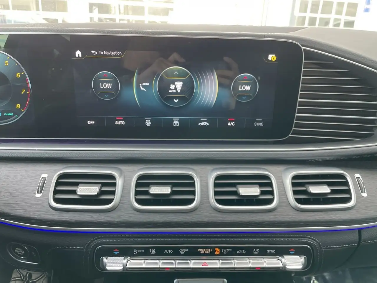 Mercedes-Benz GLE снимка Mercedes-Benz GLE