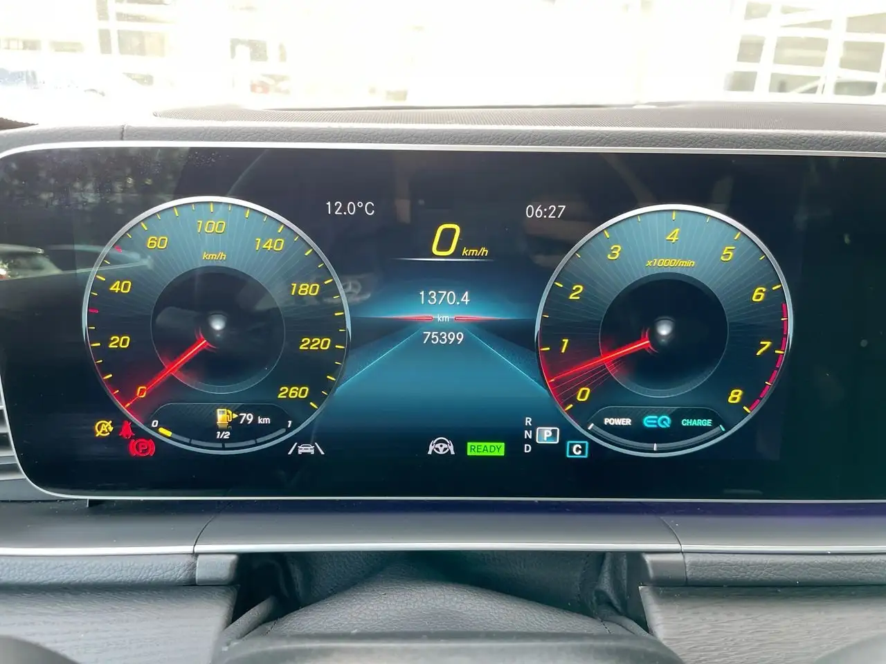 Mercedes-Benz GLE снимка Mercedes-Benz GLE