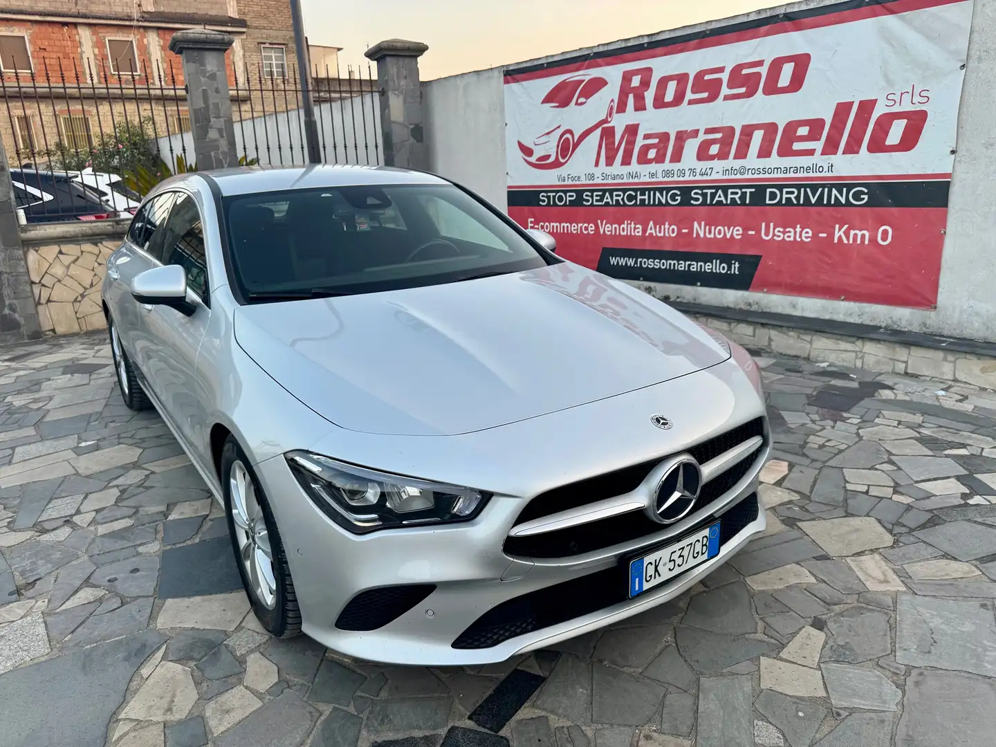 Mercedes-Benz CLA 200 CLA Shooting Brake 200 d Business Extra auto Argento - 1