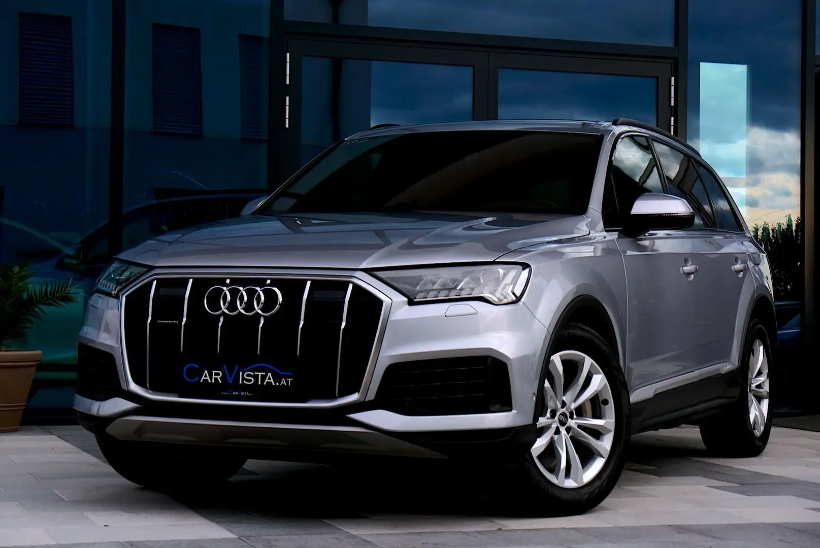 Audi Q7 55 TFSI e PHEV quattro S-LINE *Air Suspension & B Silber - 2