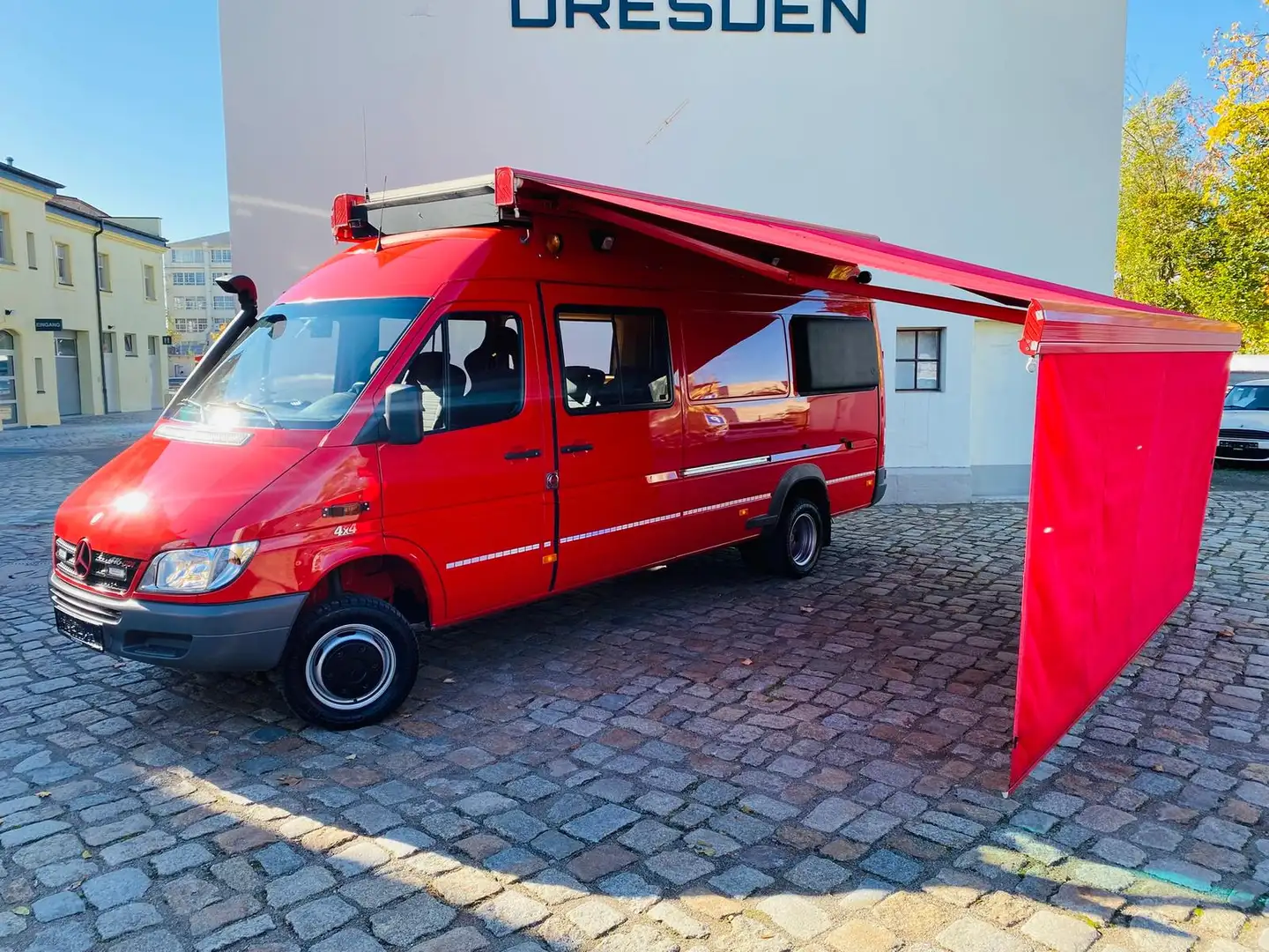 Mercedes-Benz Sprinter Maxi 416 CDI 4x4 Automatik +6 SITZE+ Rot - 2