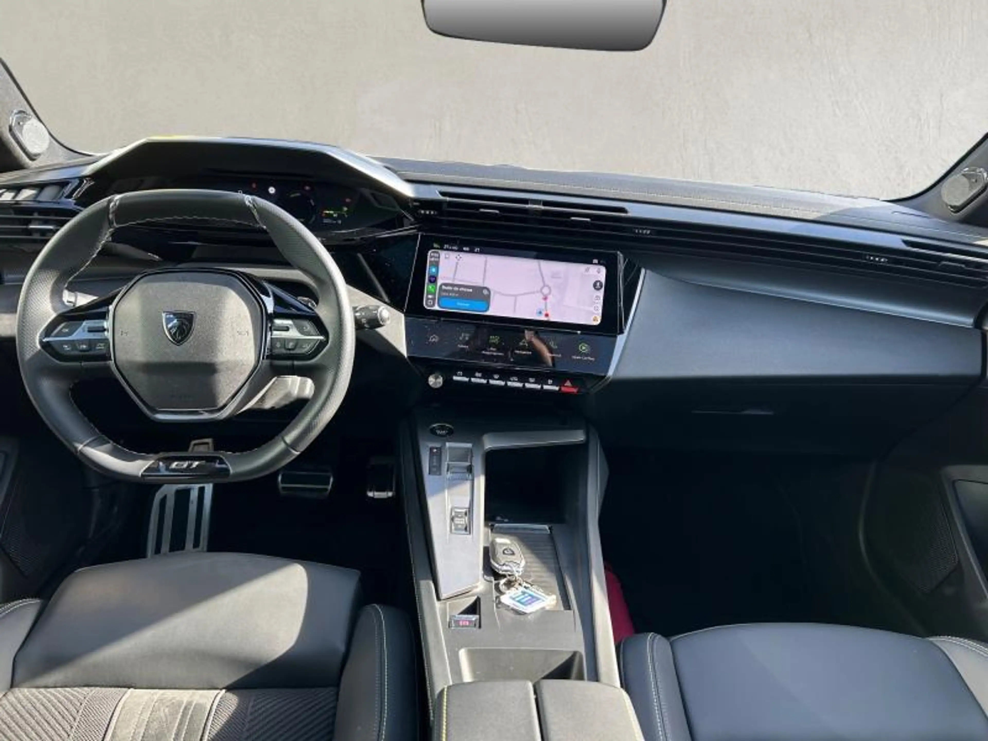 Peugeot 308 III & e- GT — photo 15