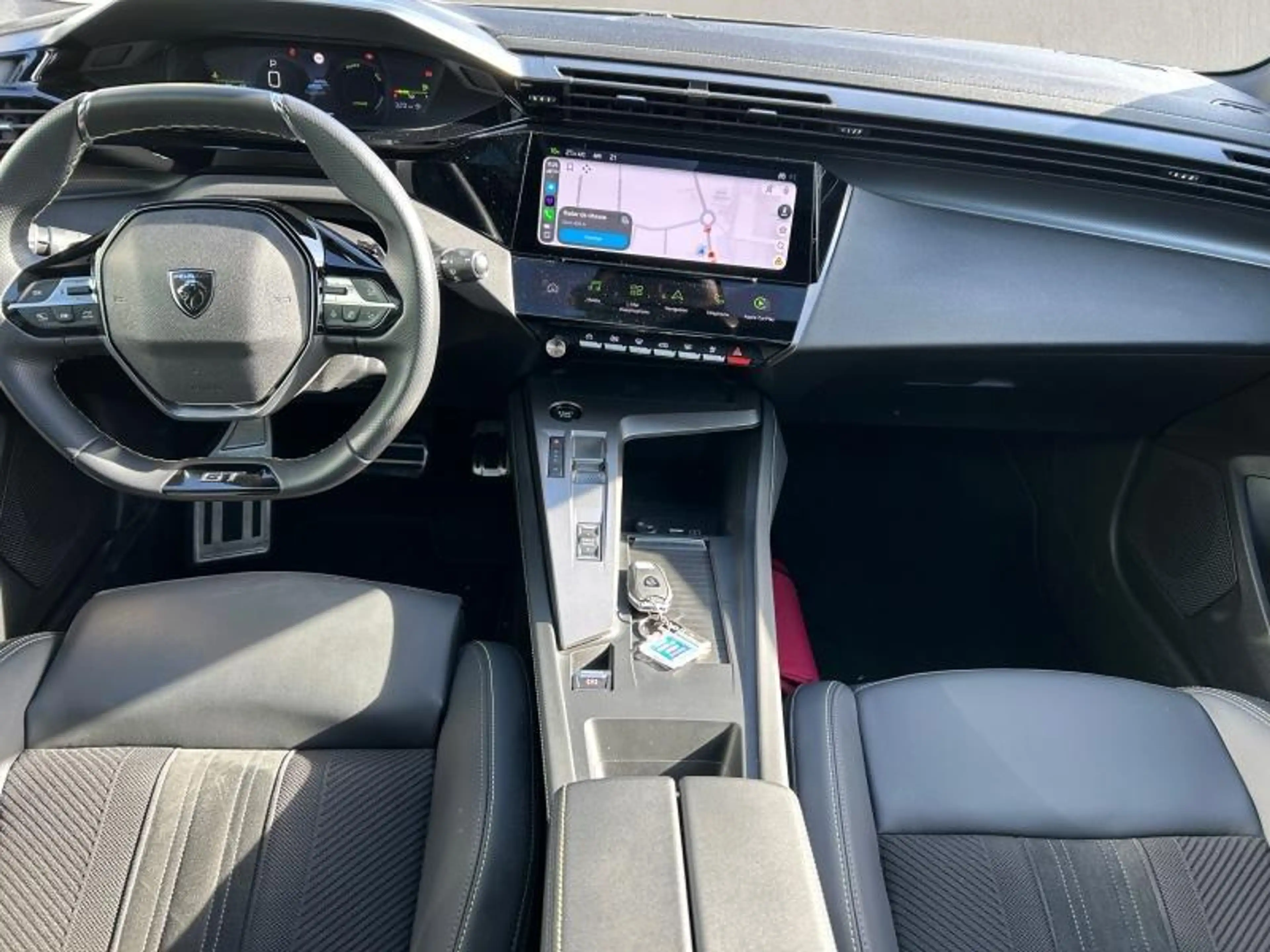 Peugeot 308 III & e- GT — photo 14