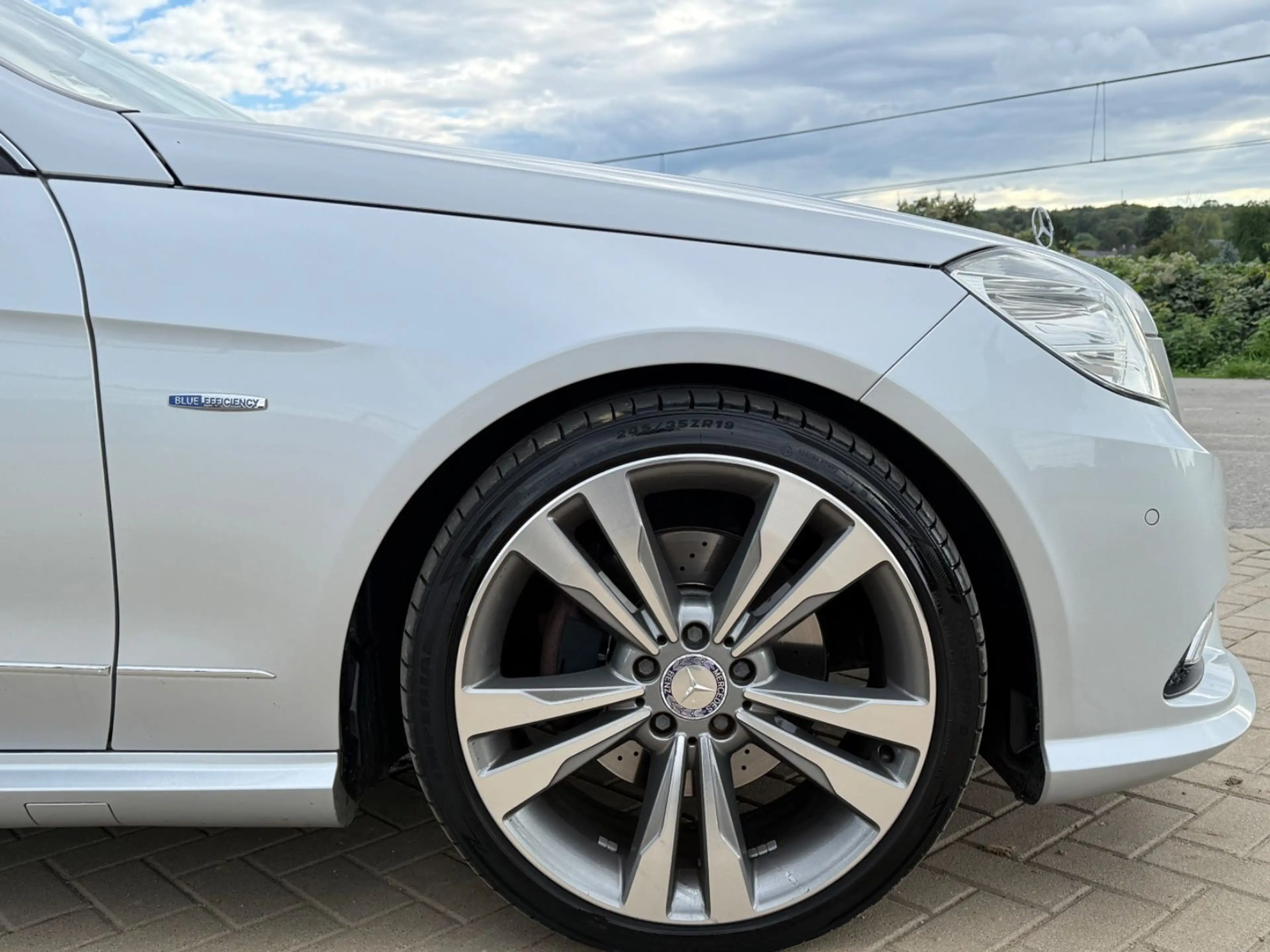 Mercedes-Benz E 350 CDI*AMG PAKET*AVANTGARD*PANO*MEMORY*EL.AHK — photo 12