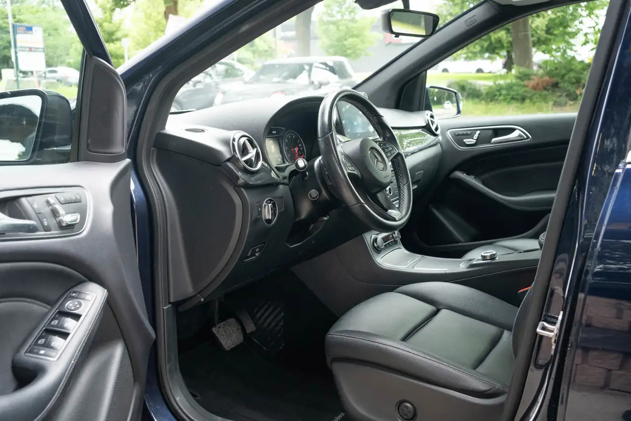 Mercedes-Benz B-Class fotografie Mercedes-Benz B-Class