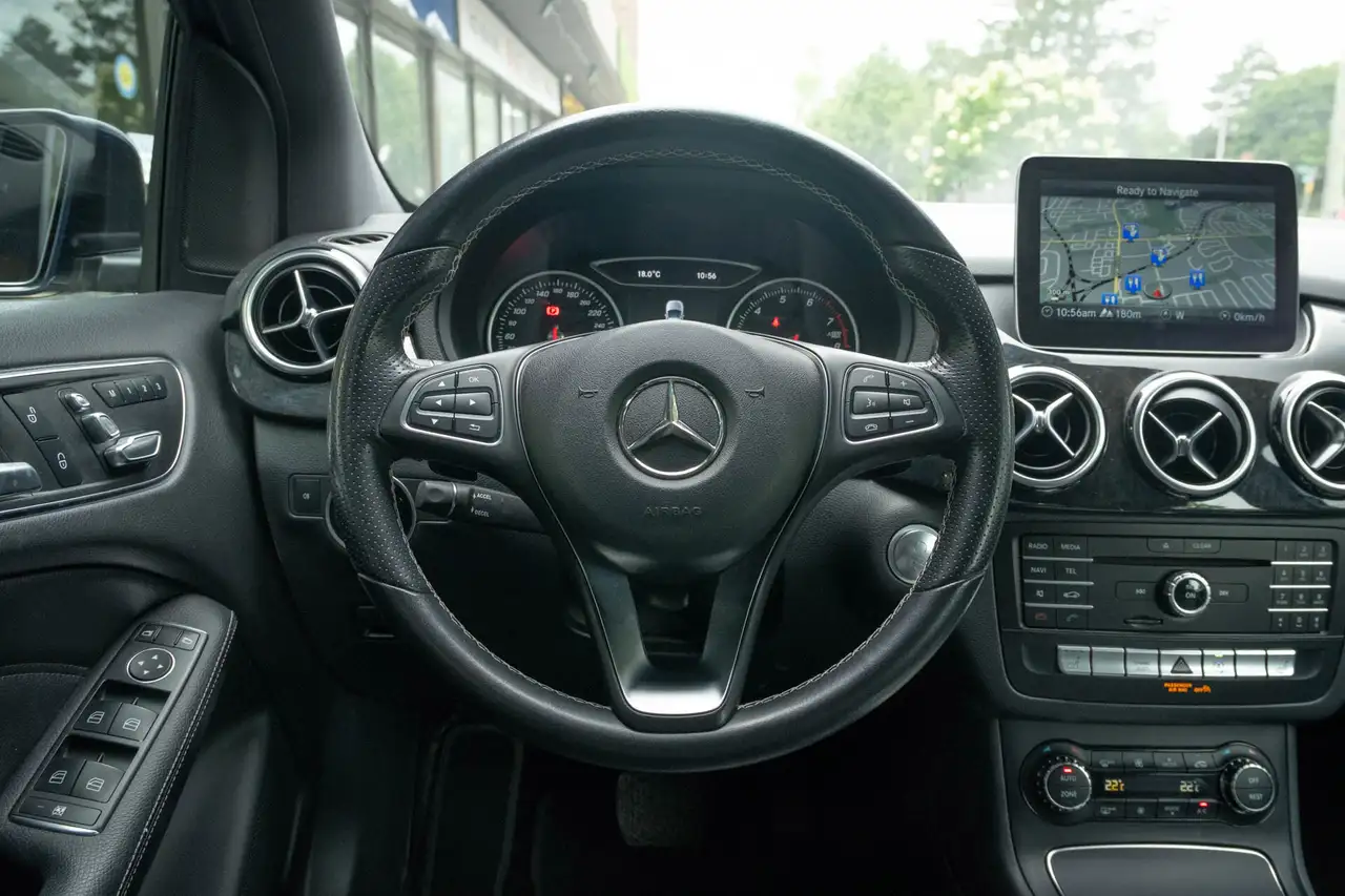 Mercedes-Benz B-Class fotografie Mercedes-Benz B-Class
