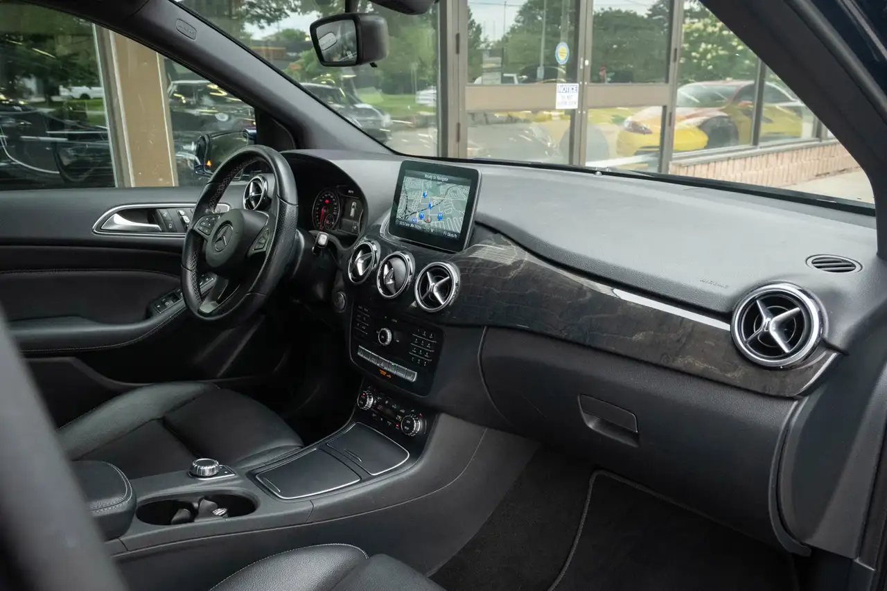 Mercedes-Benz B-Class fotografie Mercedes-Benz B-Class