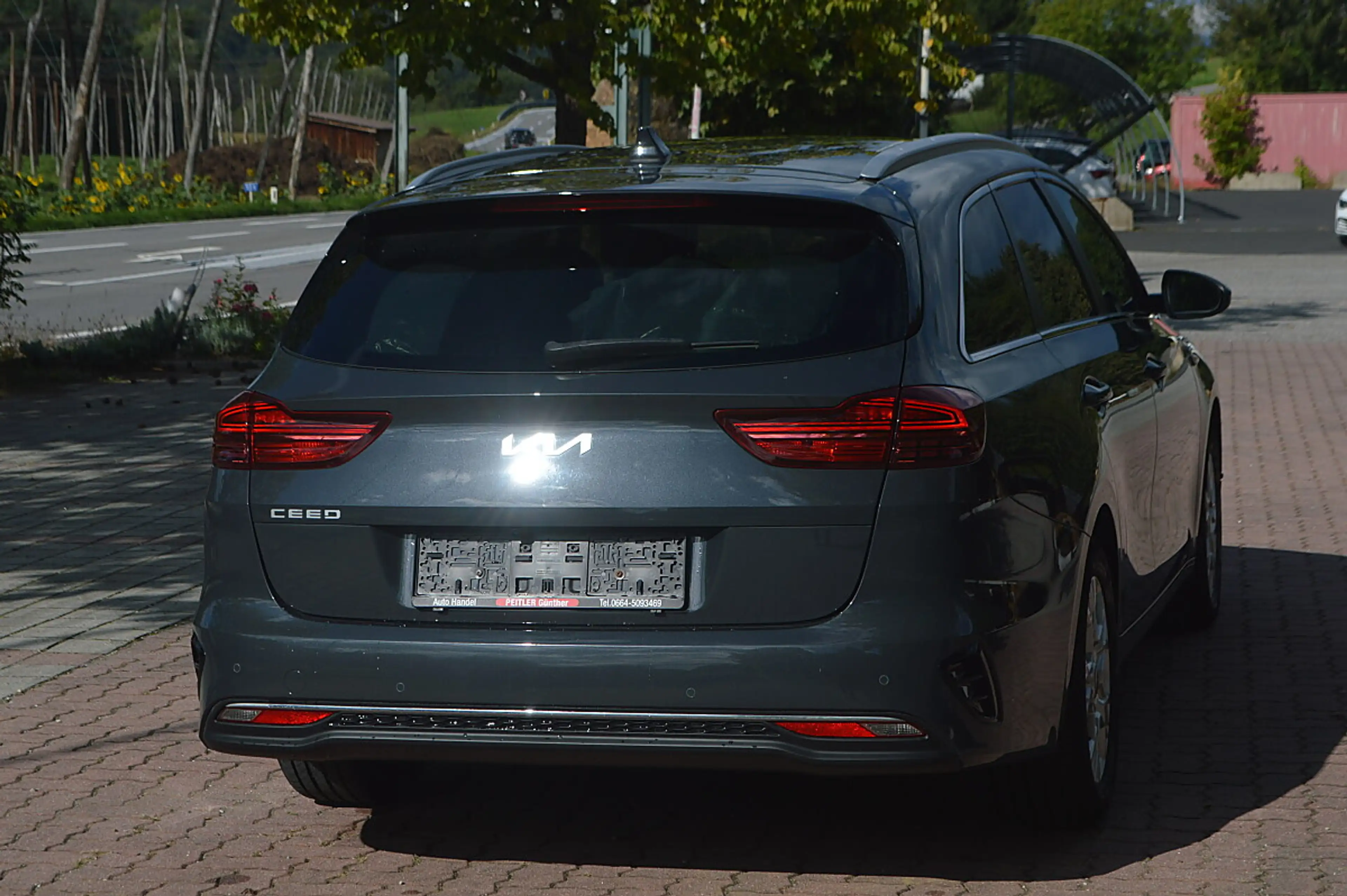Kia Ceed SW / cee'd SW ceed SW 1,6 CRDi SCR+NAVI+Kamera+SHZ+ — photo 5