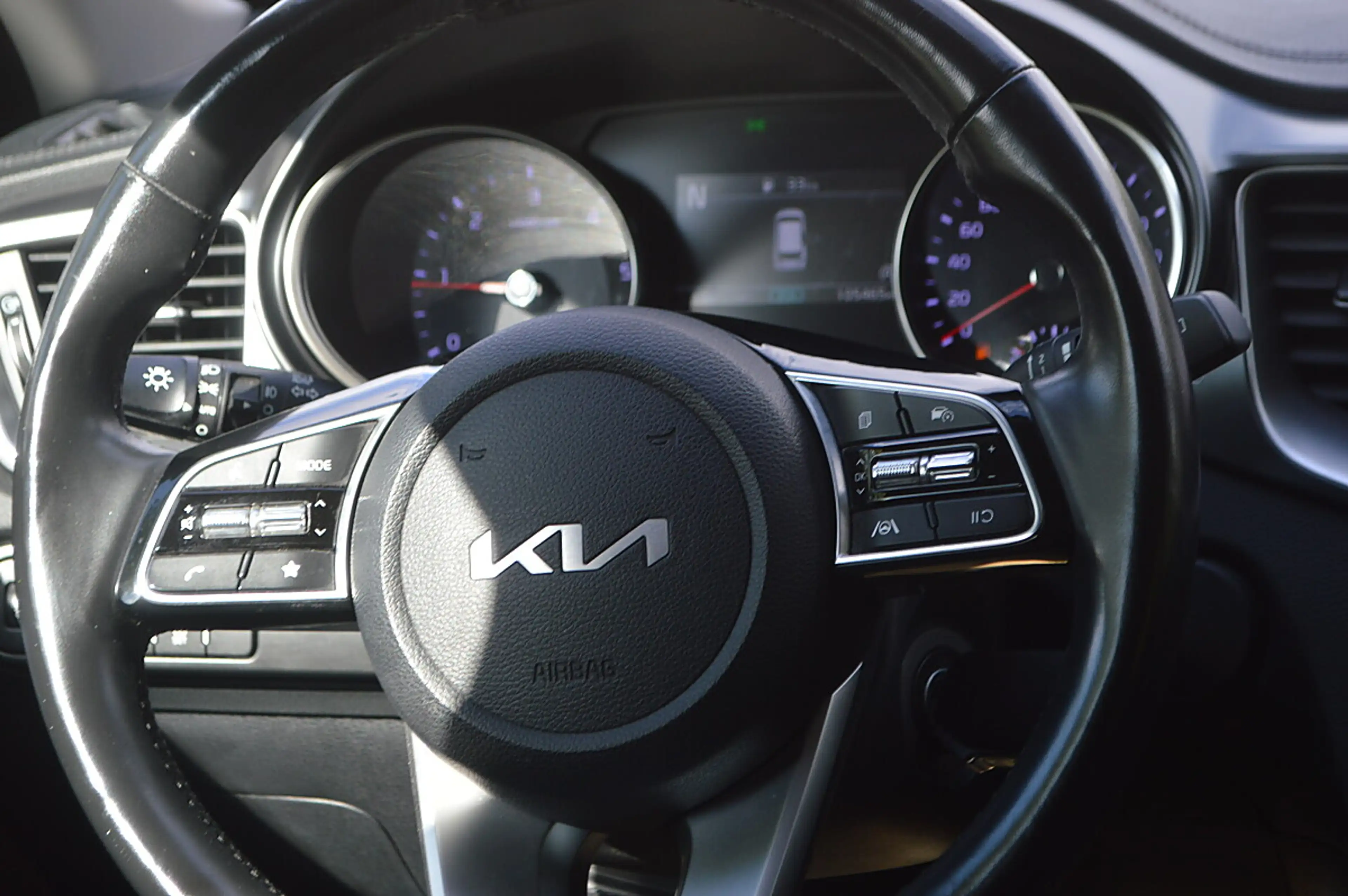 Kia Ceed SW / cee'd SW ceed SW 1,6 CRDi SCR+NAVI+Kamera+SHZ+ — photo 14