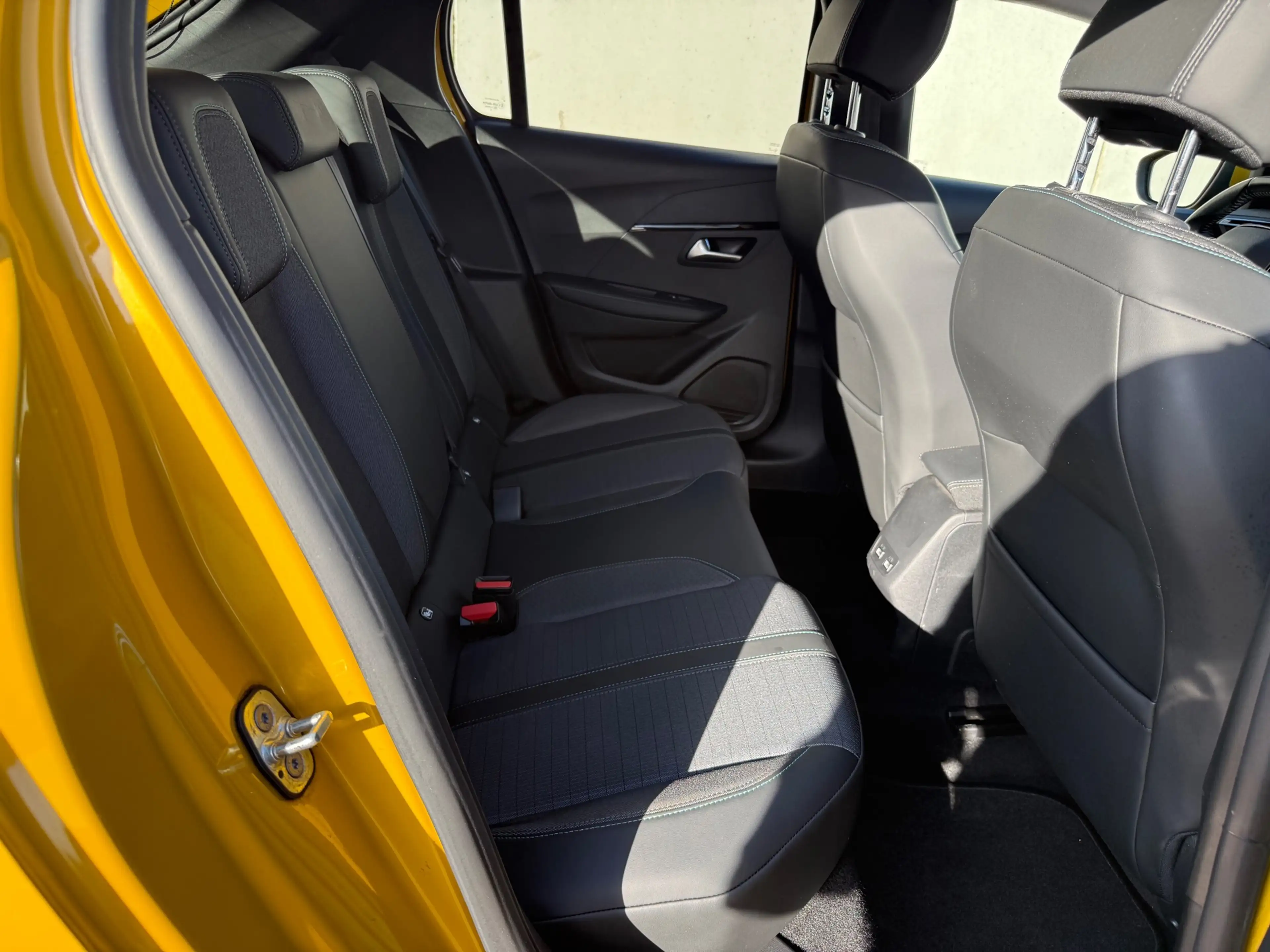 Peugeot 208 1.2 PureTech Allure/NAVI/CLIMA/CRUISE/PDC/APK 03-2 — photo 15