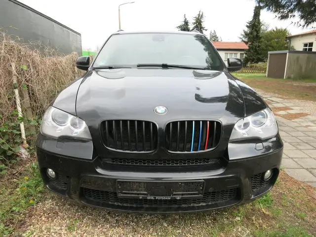 BMW X5 xDrive40d  M Paket (MOTOR KLAPPERT)