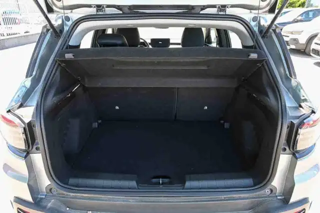 Jeep Avenger view 5