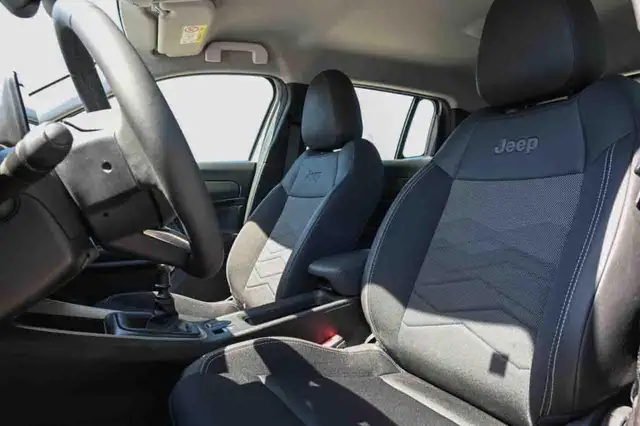 Jeep Avenger view 10
