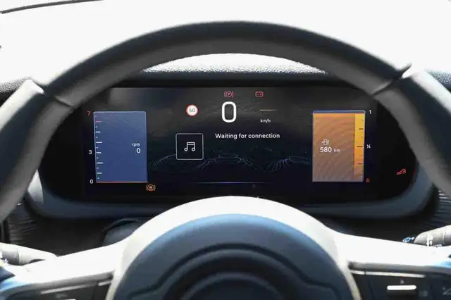 Jeep Avenger view 13