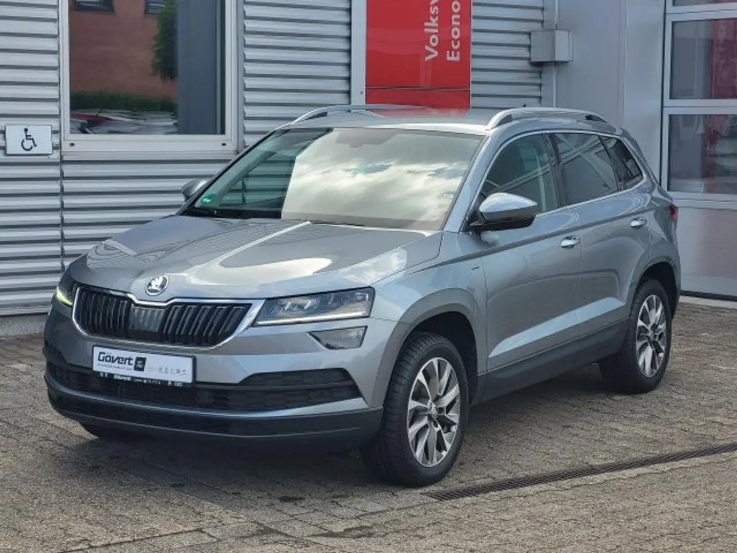 Skoda Karoq 1.5 TSI Clever DSG AHK Sitzhzg vo+hi Smart Gris - 1