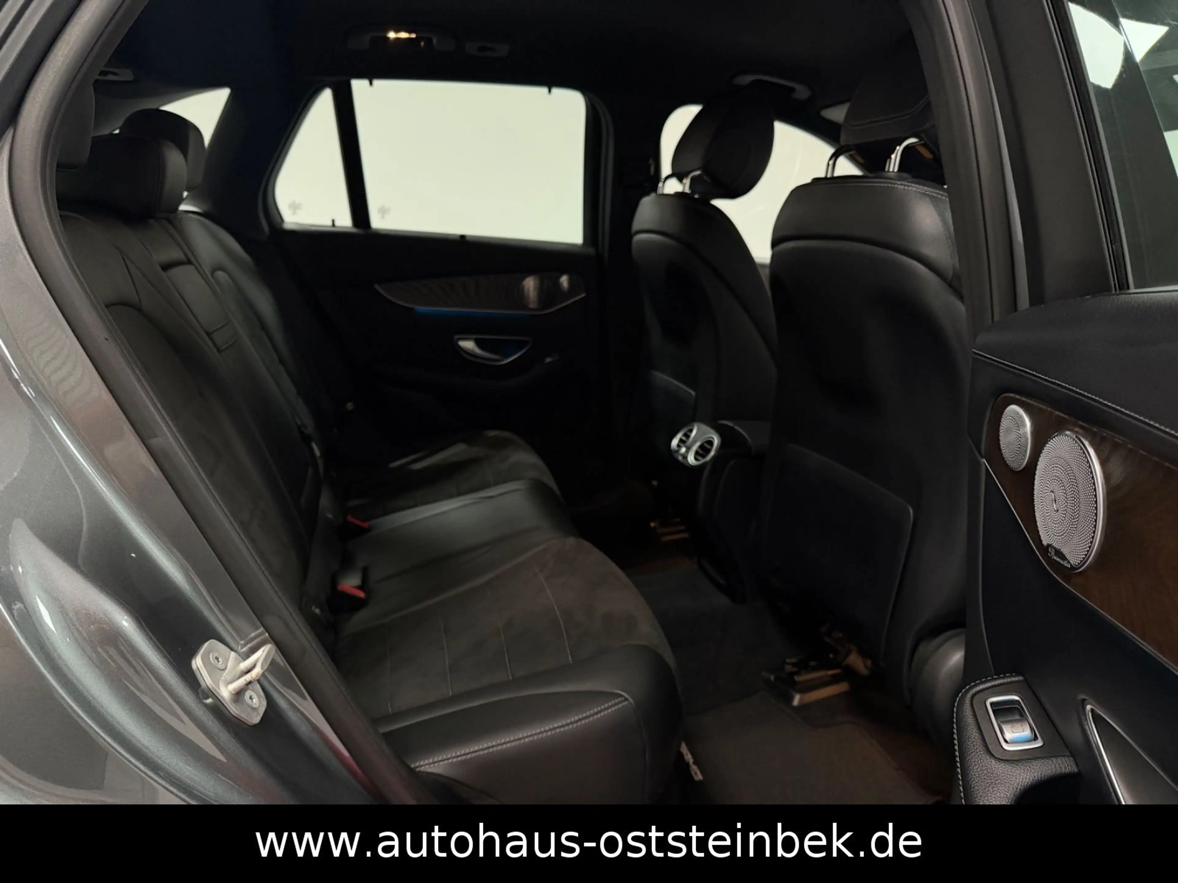 Mercedes-Benz GLC 250 d 4MATIC/AMG-LINE/MEMORY/DISTRONIC/LED/ — photo 14